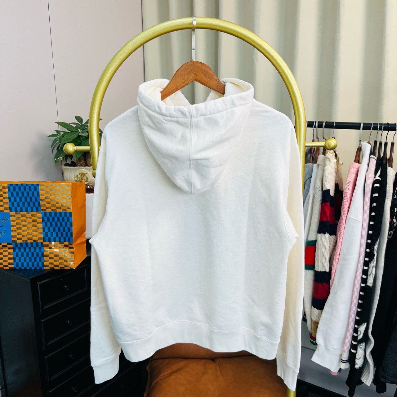Gucci Gucci White robot cat hoodie 2501-Nextarrow Size US S / EU 44-46 / 1 - 2 Thumbnail