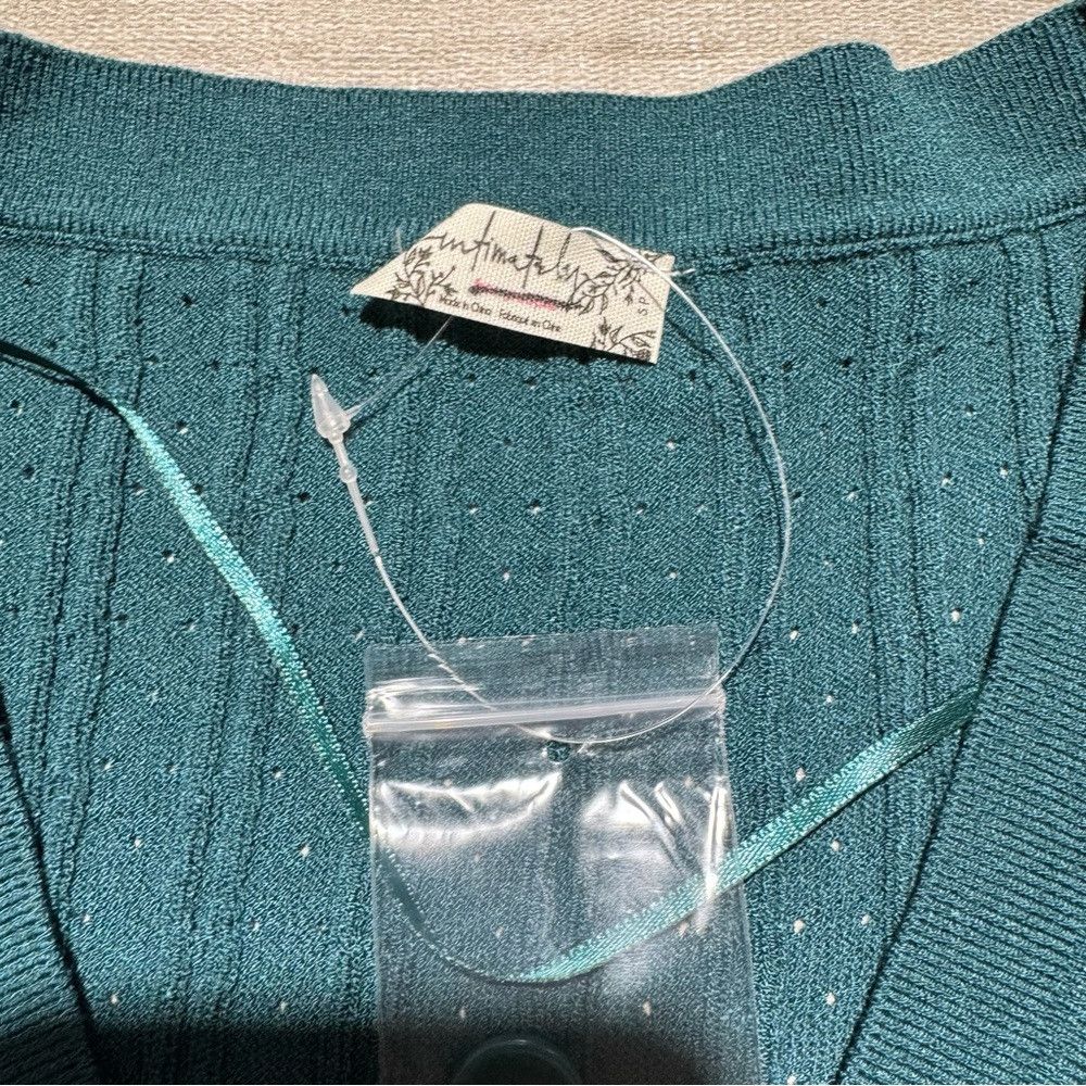 Free People New Free People Cassie Cardi Front Button Green Top Size S Size S / US 4 / IT 40 - 7 Thumbnail