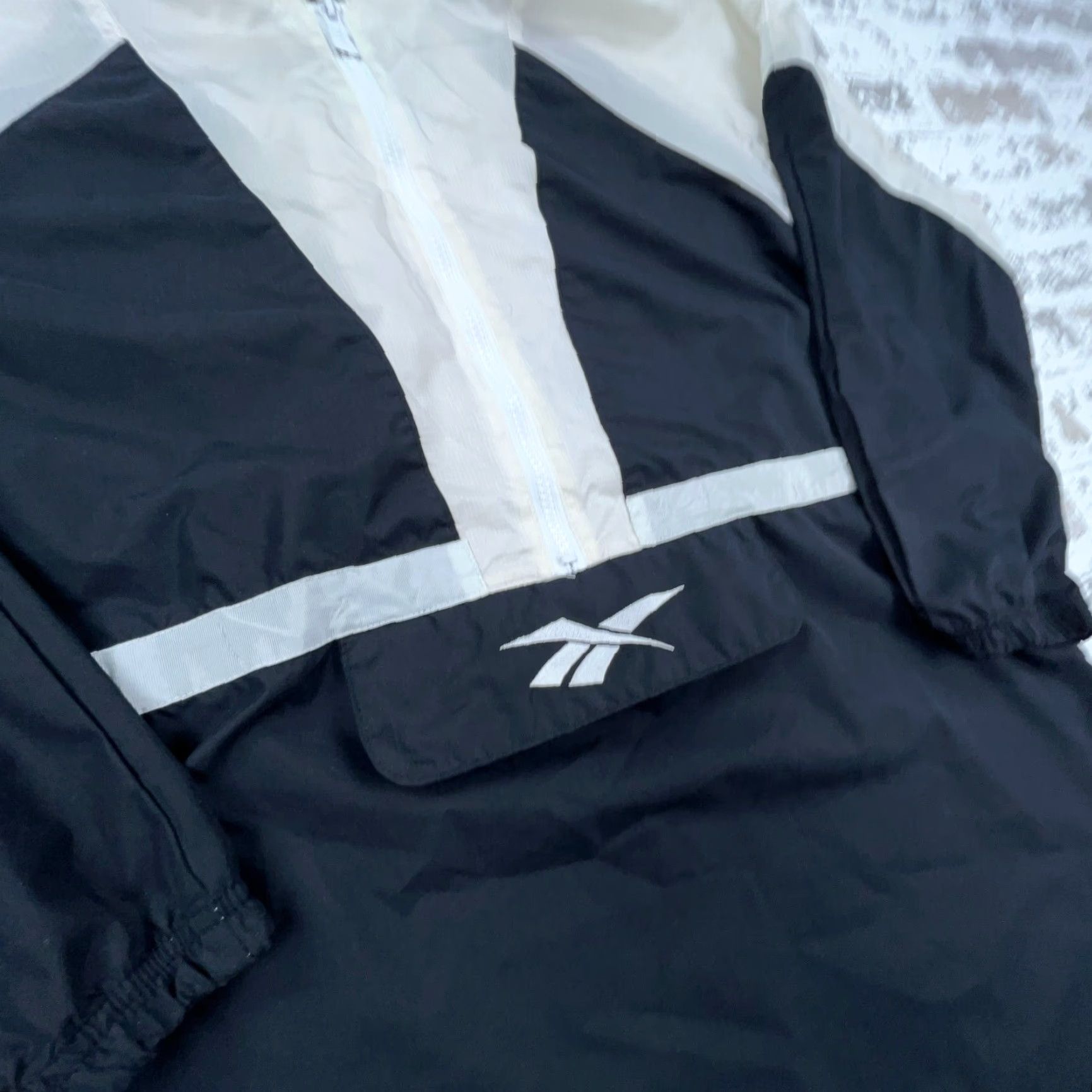 Reebok VINTAGE Reebok Jacket Men M Black Windbreaker Track Anorak 90s Logo Zipper Pockets Full Zip Size US M / EU 48-50 / 2 - 5 Thumbnail