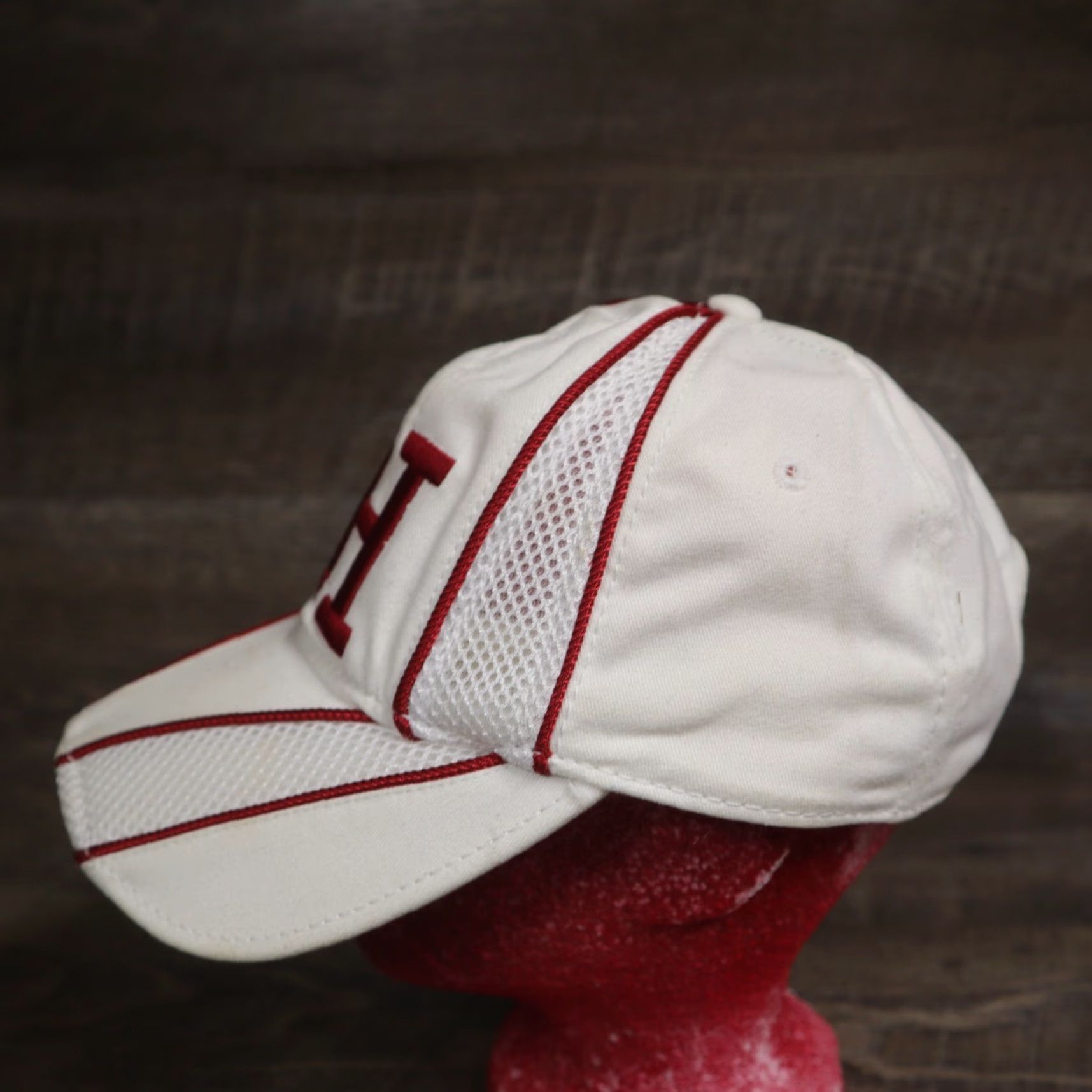 Vintage VINTAGE Hersheys Park Chocolate Hat Cap Strapback White Adult Adjustable Hat Mens White 80s 90s Classic Logo Universal University Retro Size US M / EU 48-50 / 2 - 5 Thumbnail