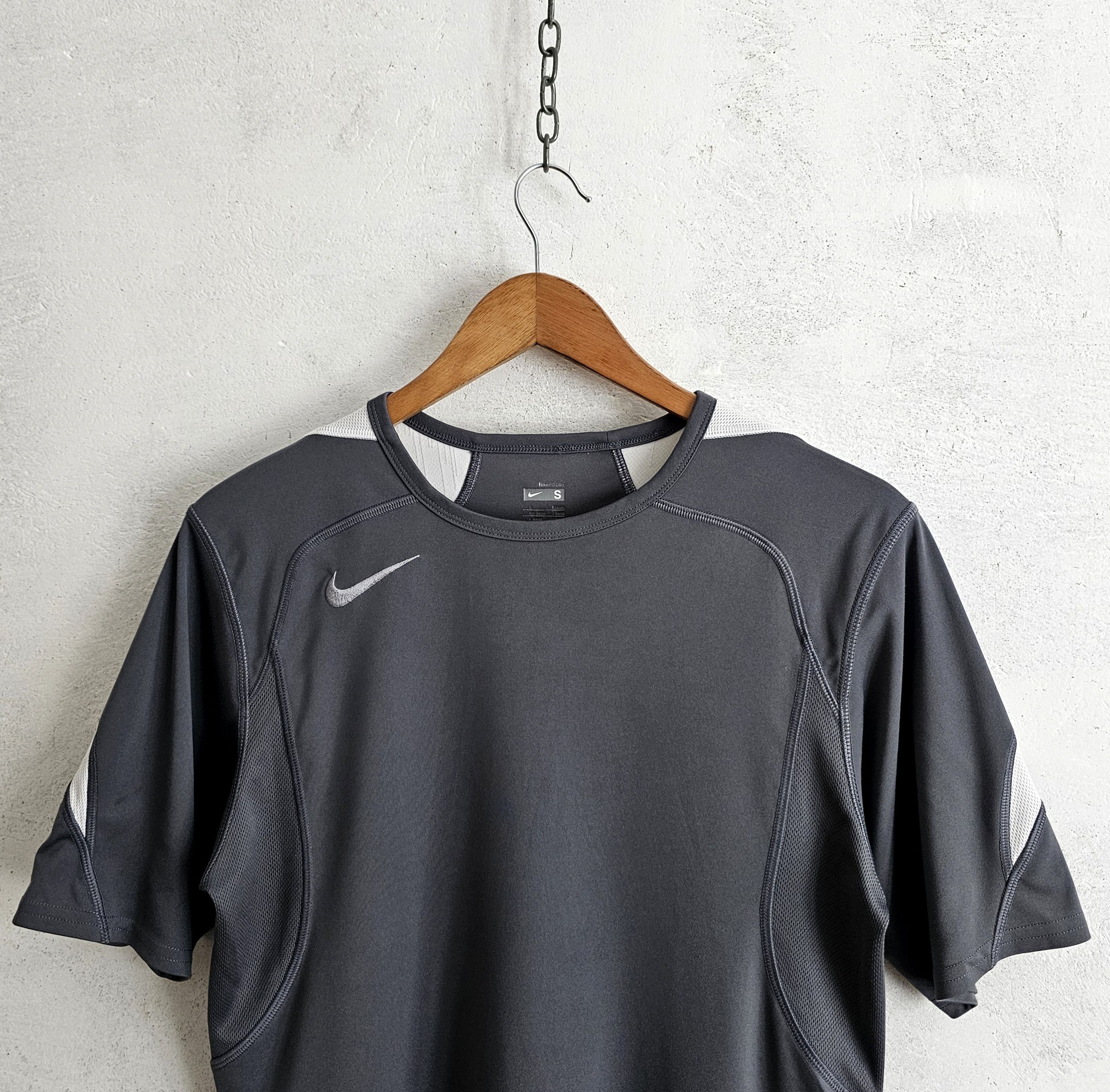 Nike ACG Nike ISPA vintage t-shirt Size US S / EU 44-46 / 1 - 3 Thumbnail