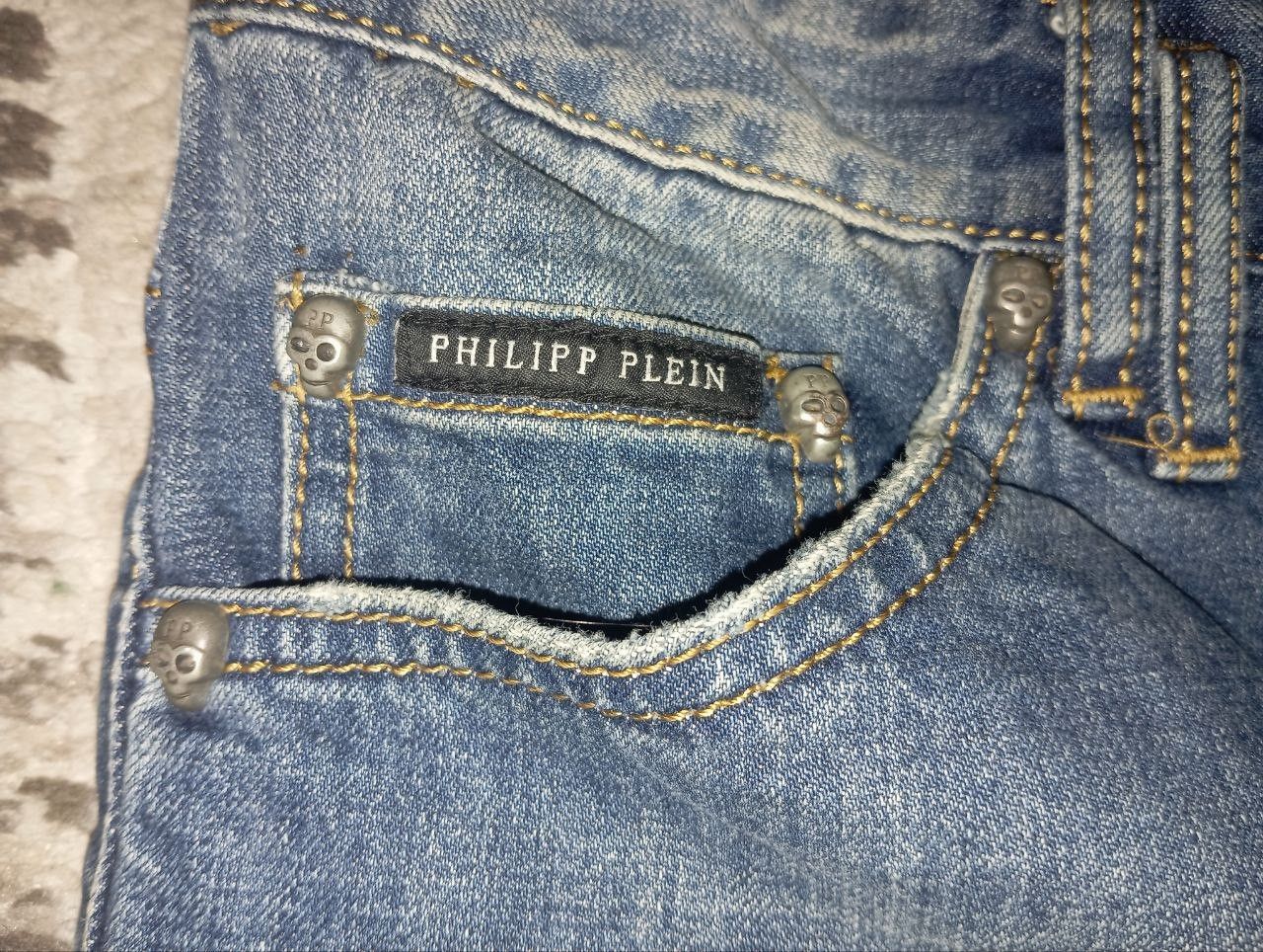Philipp Plein Philipp Plein "Illegal Fight Club" Straight Cut Denim Shorts Size US 32 / EU 48 - 4 Thumbnail