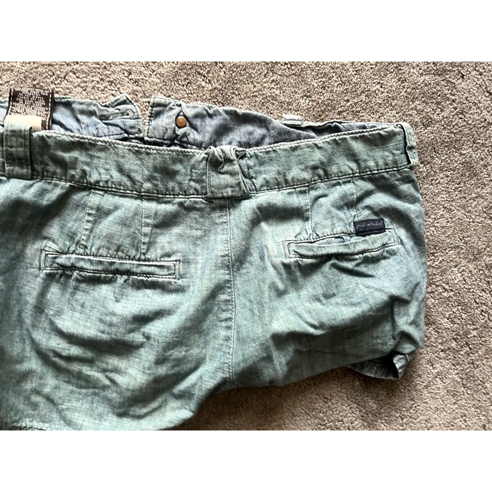 7 For All Mankind 7 For All Mankind Shorts Women Chambray Green 27 Size 27" / US 4 / IT 40 - 2 Thumbnail