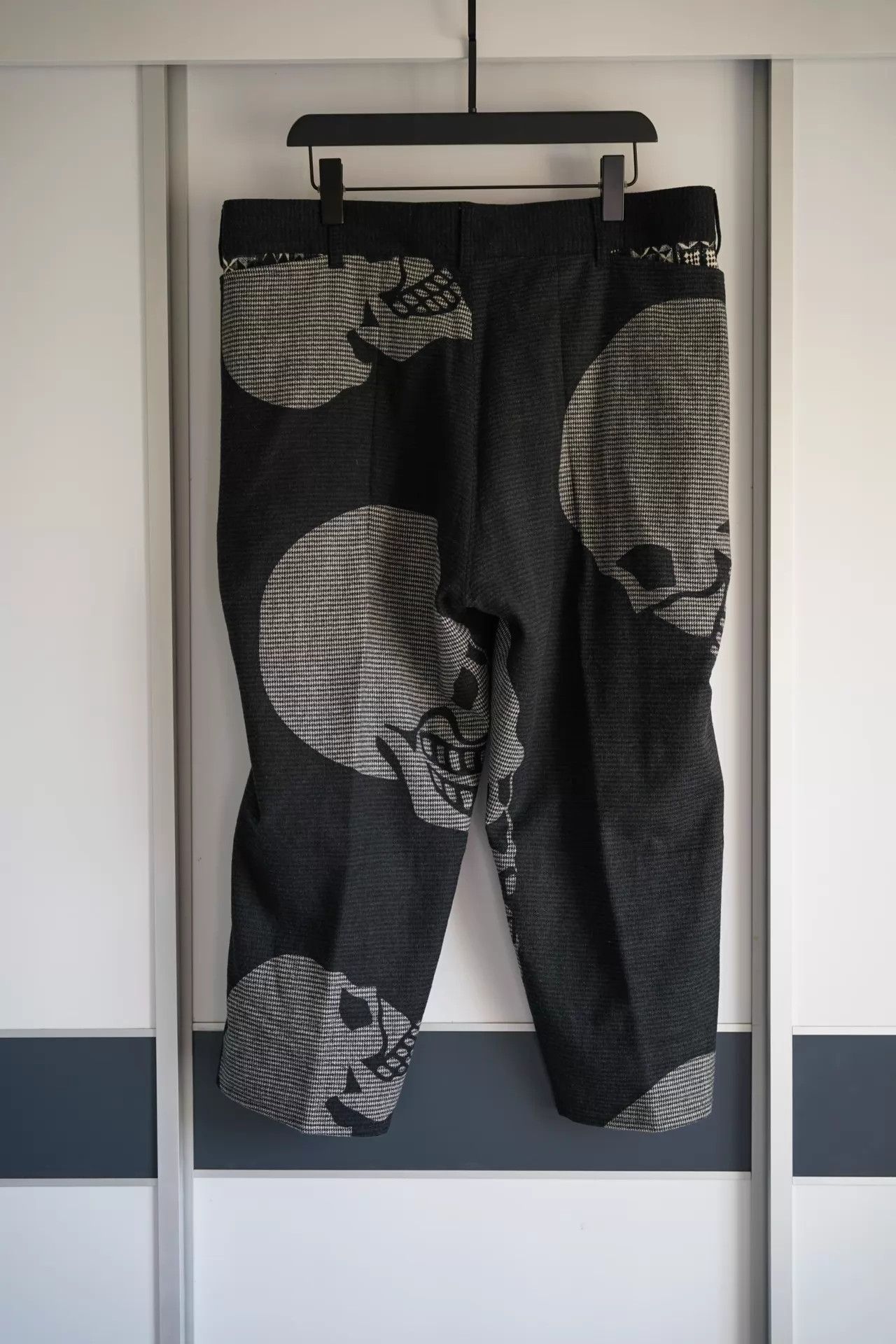 Yohji Yamamoto Yohji Yamamoto 14AW Pour Homme Skull Full Print Wide Leg Pants Size US 32 / EU 48 - 2 Thumbnail