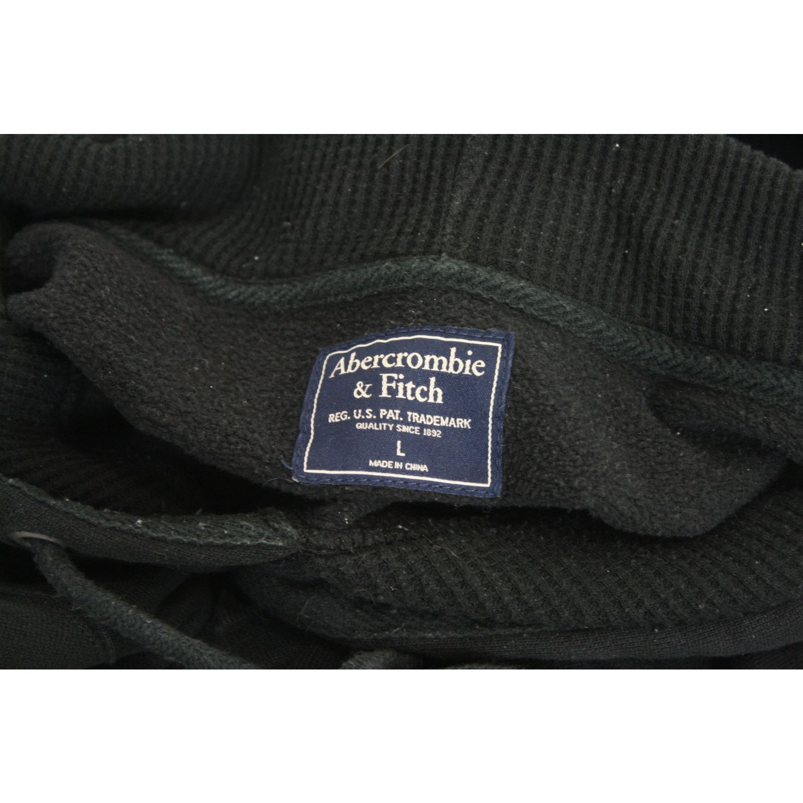 Abercrombie & Fitch Abercrombie Fitch Hoodie Large Black Embossed Logo Pullover Size US L / EU 52-54 / 3 - 6 Thumbnail