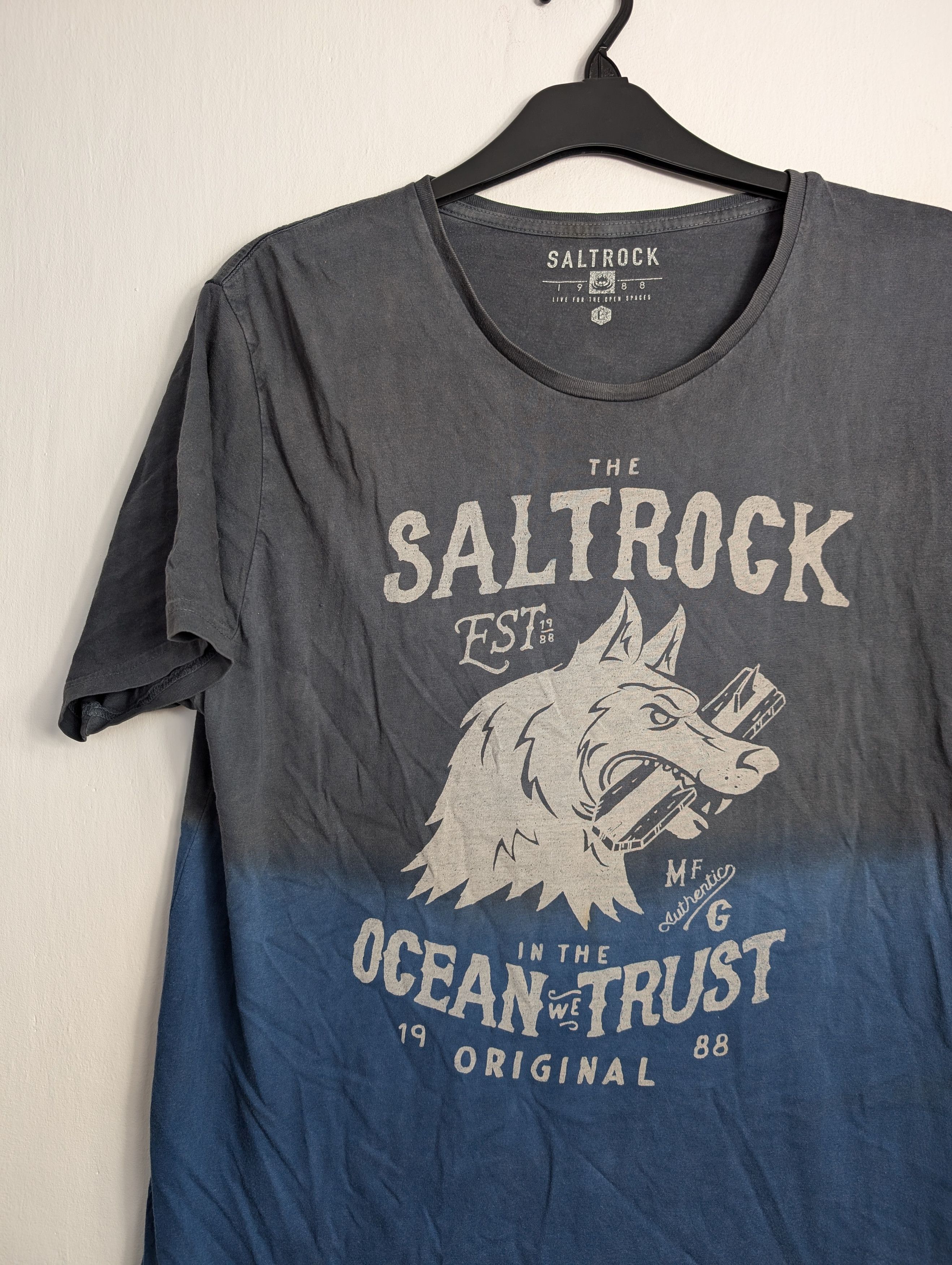 Other Saltrock Graphic T-shirt Grey Blue Two Tone Wolf Surf Skate Size US L / EU 52-54 / 3 - 2 Thumbnail