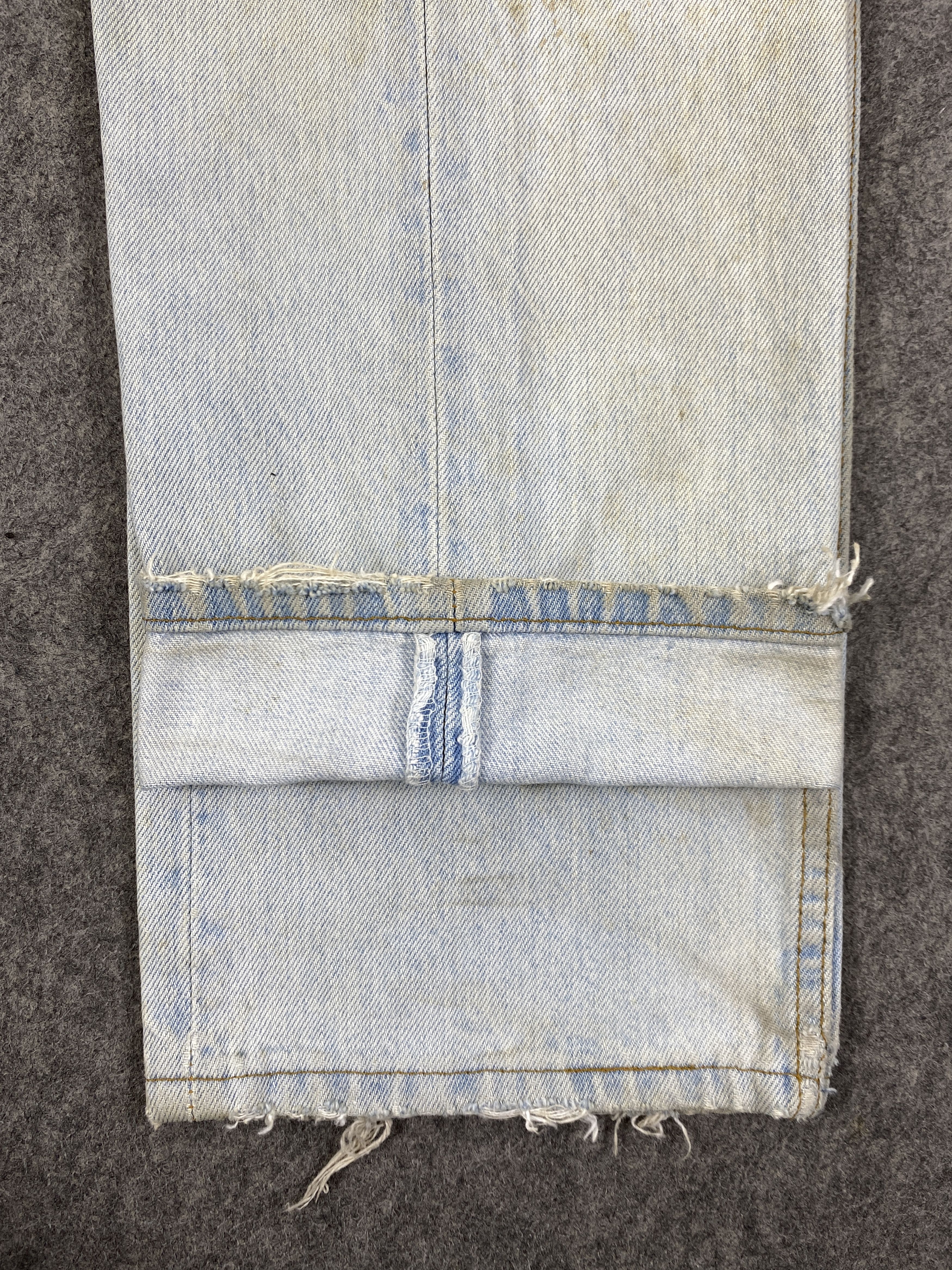 Japanese Brand Dirty Light Blue Vintage Levis 501 USA Jeans 30x29 - JN3184 Size US 30 / EU 46 - 13 Thumbnail