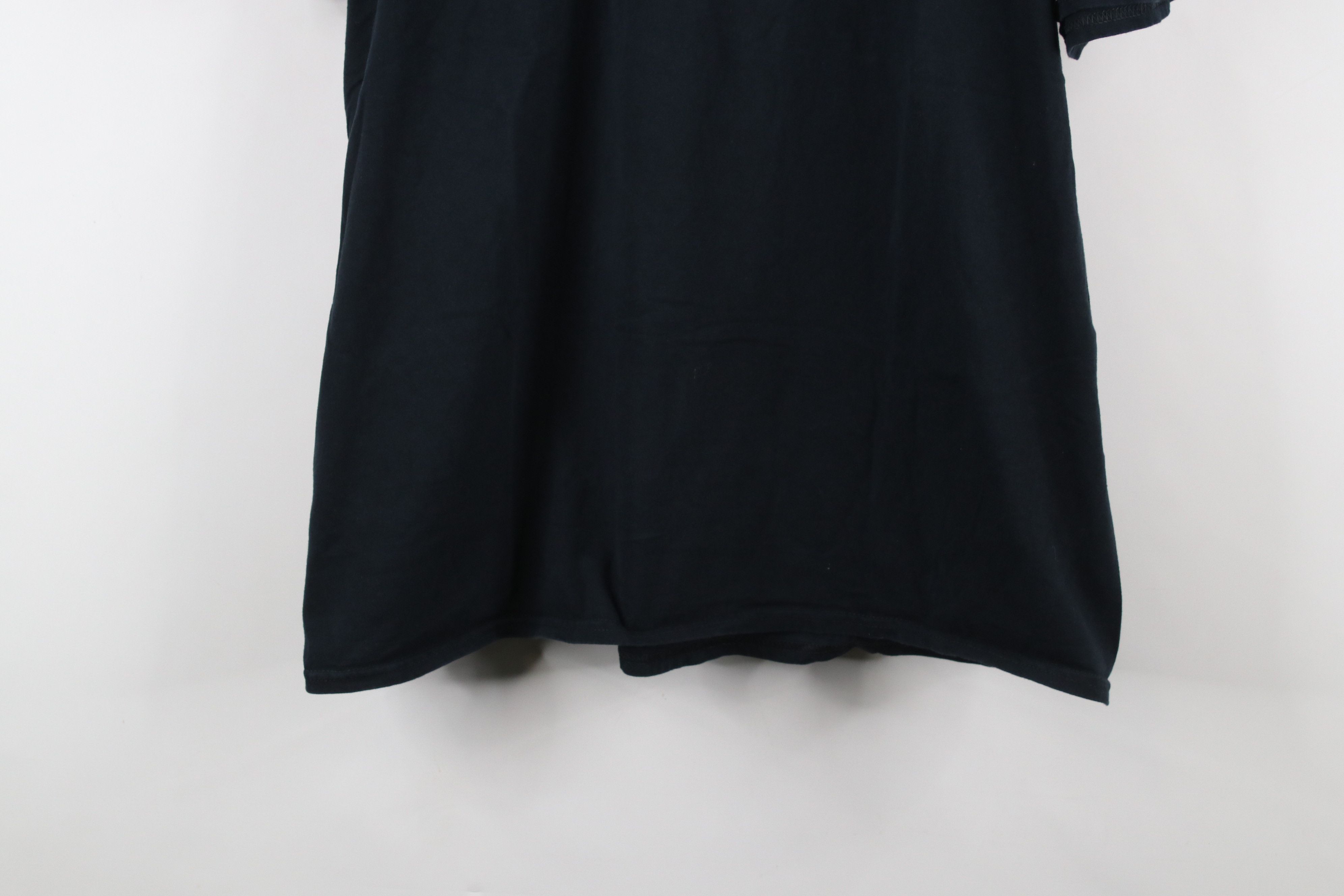 Vintage Vintage 90s Y2K Spell Out Cadillac Racing T-Shirt Black Size US XXL / EU 58 / 5 - 3 Thumbnail
