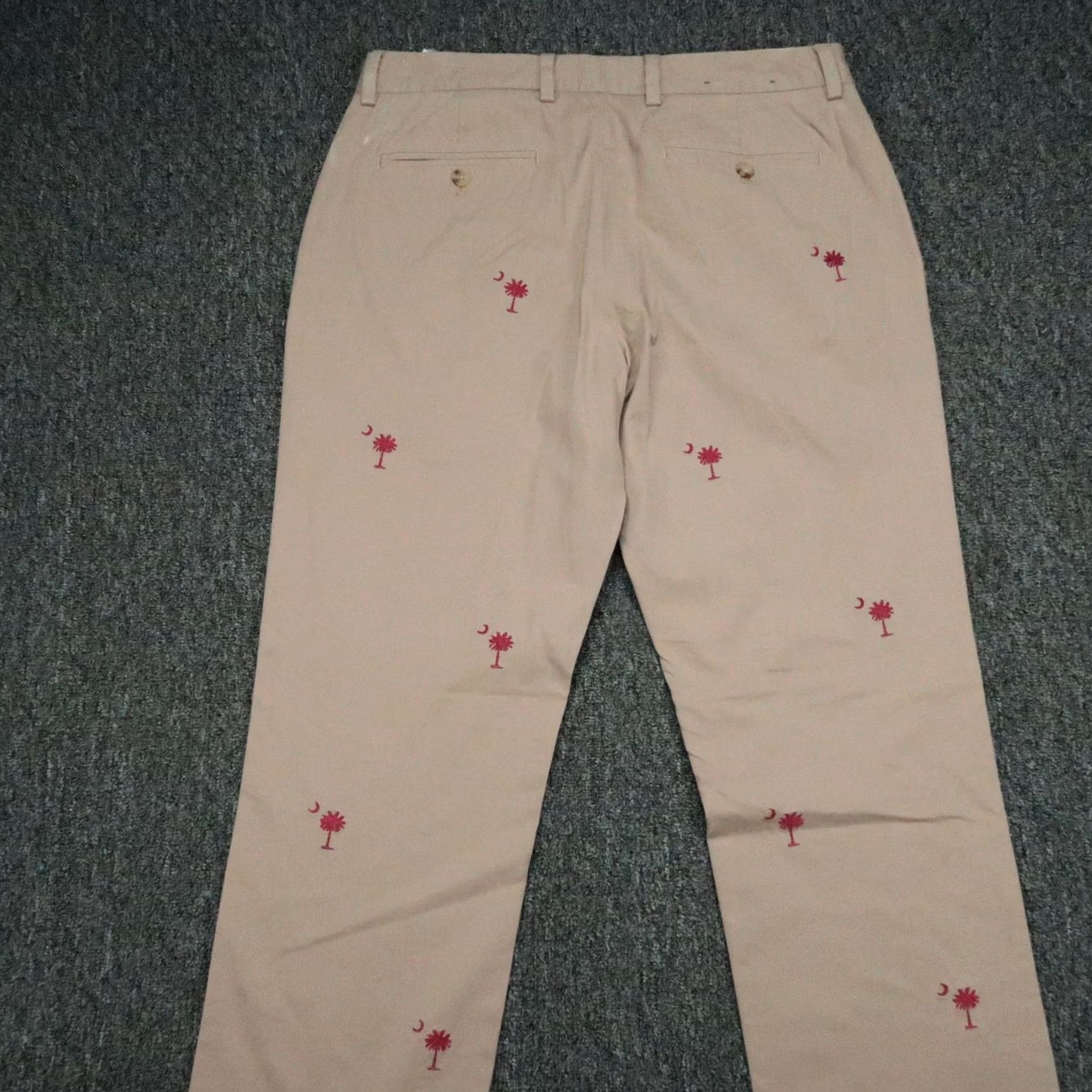 Vineyard Vines VINEYARD VINES Pants Mens 32x32 Beige Slim Chino Palmetto NWT Breaker Straight Pocket Front Zip Pant Size US 32 / EU 48 - 7 Thumbnail