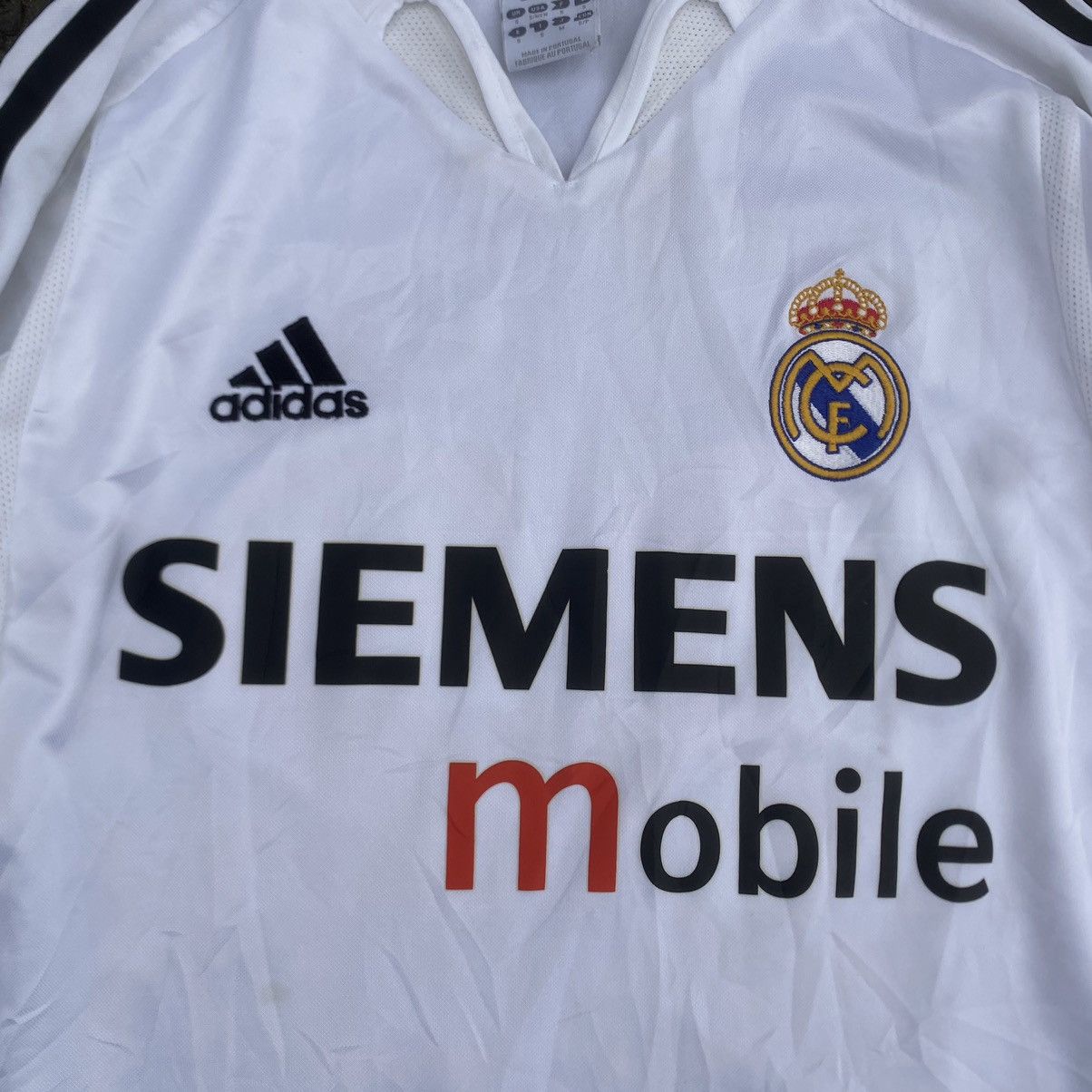Adidas 2004 Real madrid beckham jersey Size US M / EU 48-50 / 2 - 6 Thumbnail