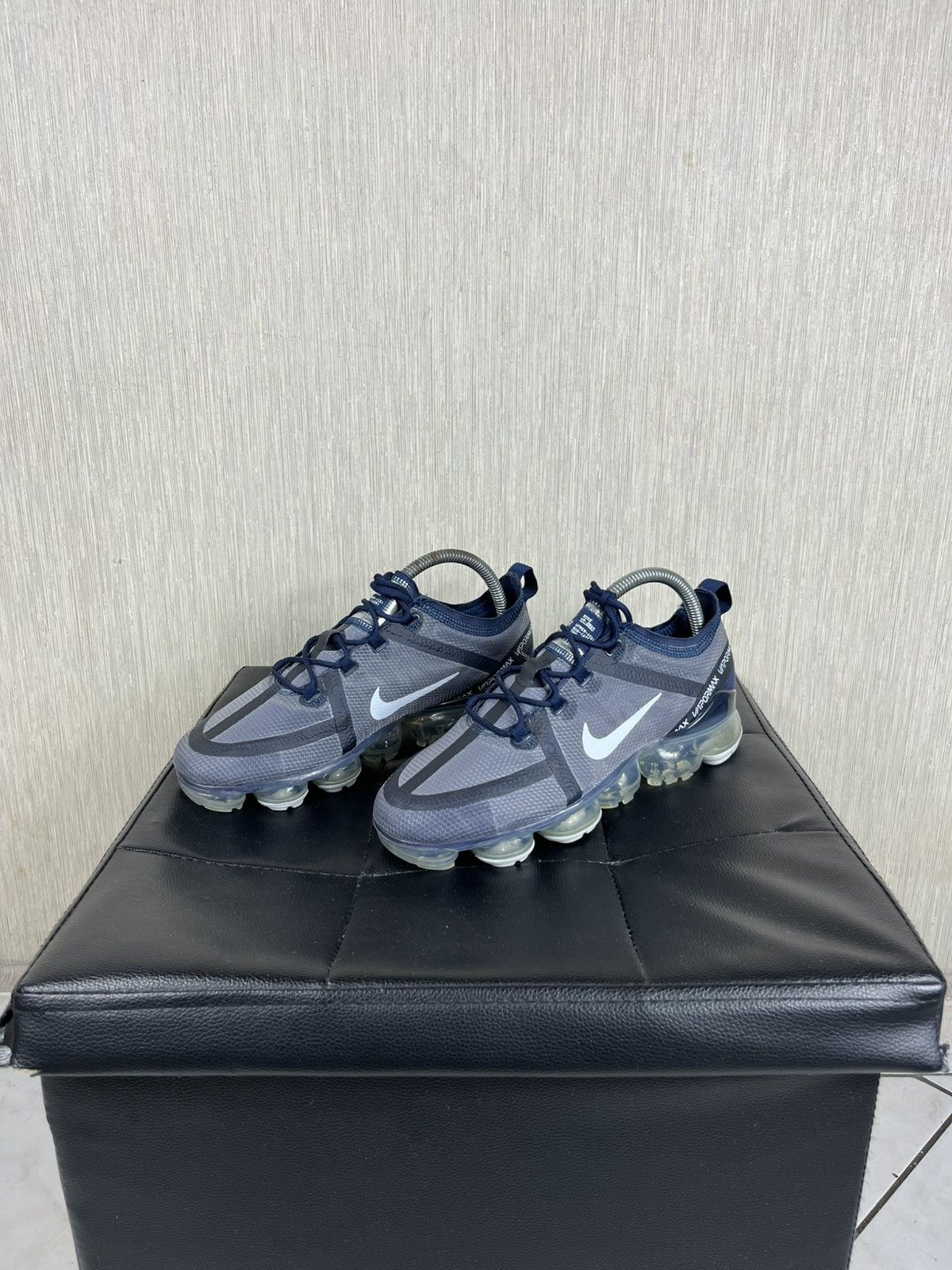 Nike Nike air vapormax 2019 obsidian pure platinum sneakers shoes Size US 7 / EU 40 - 2 Thumbnail