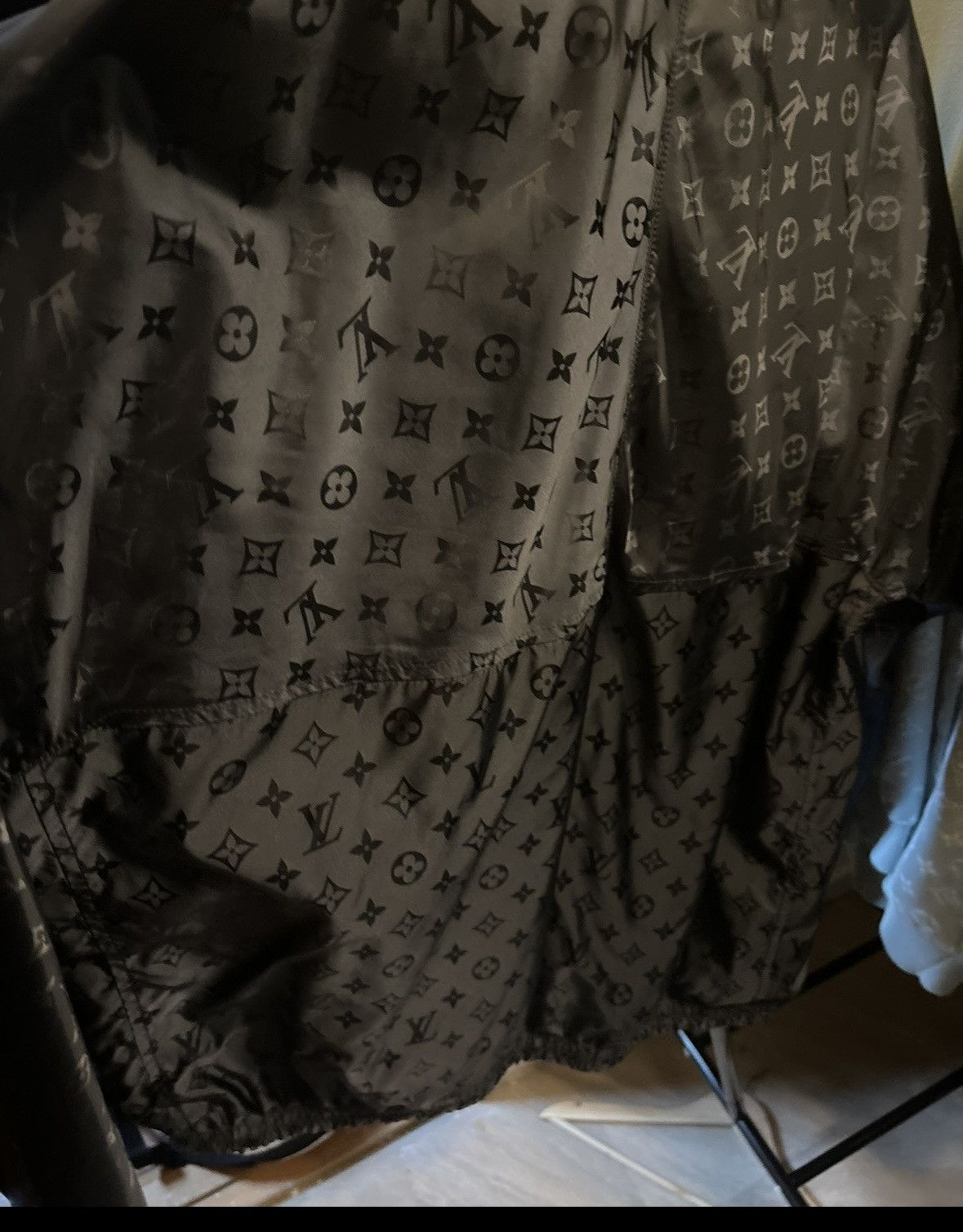 Louis Vuitton louis vuitton reverse monogram windbreaker 2019 Size US L / EU 52-54 / 3 - 4 Thumbnail