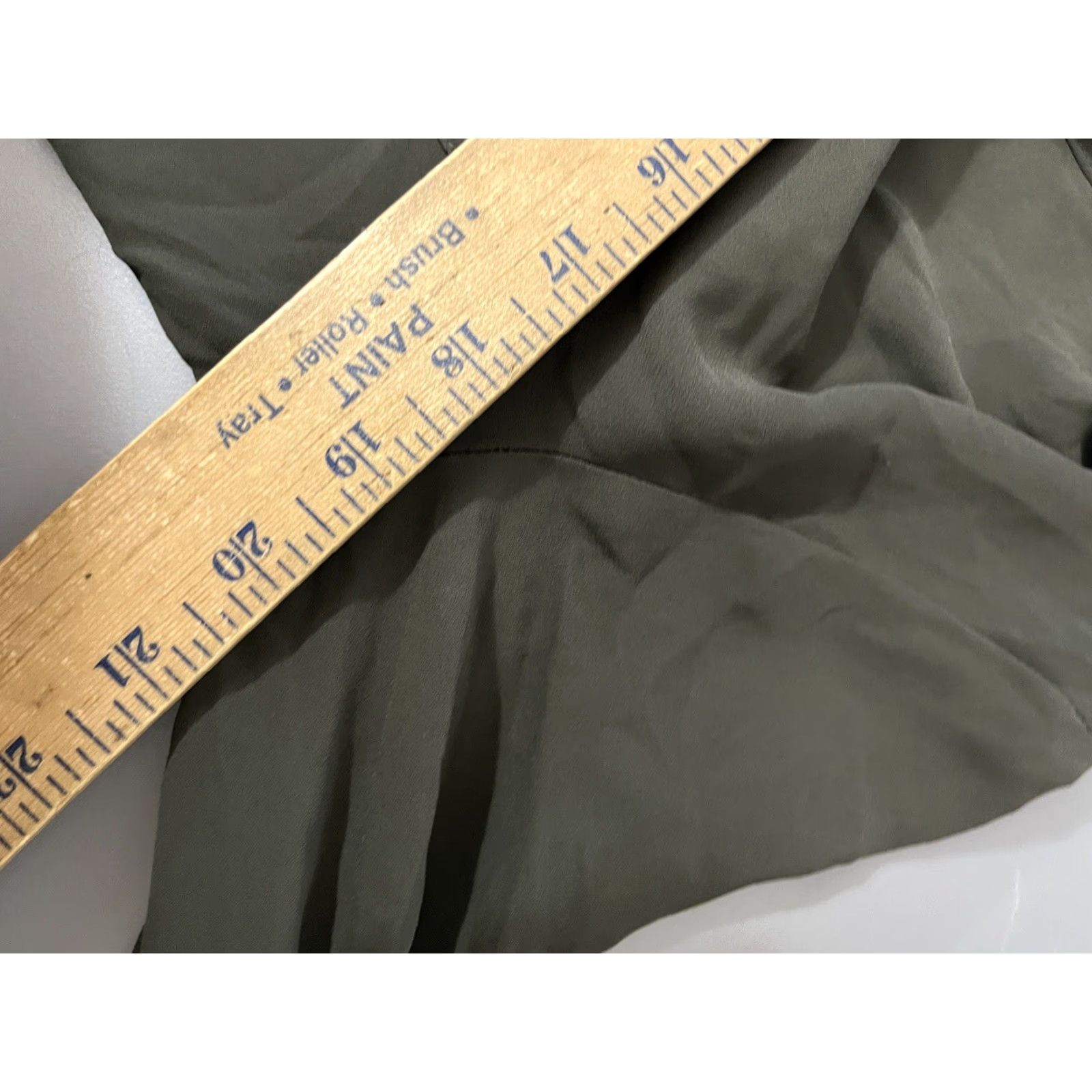 H&M H&M Tunic Blouse Size 8 Green Long Sleeve Woven Sheen Work Button Dow Womens Size M / US 6-8 / IT 42-44 - 5 Thumbnail