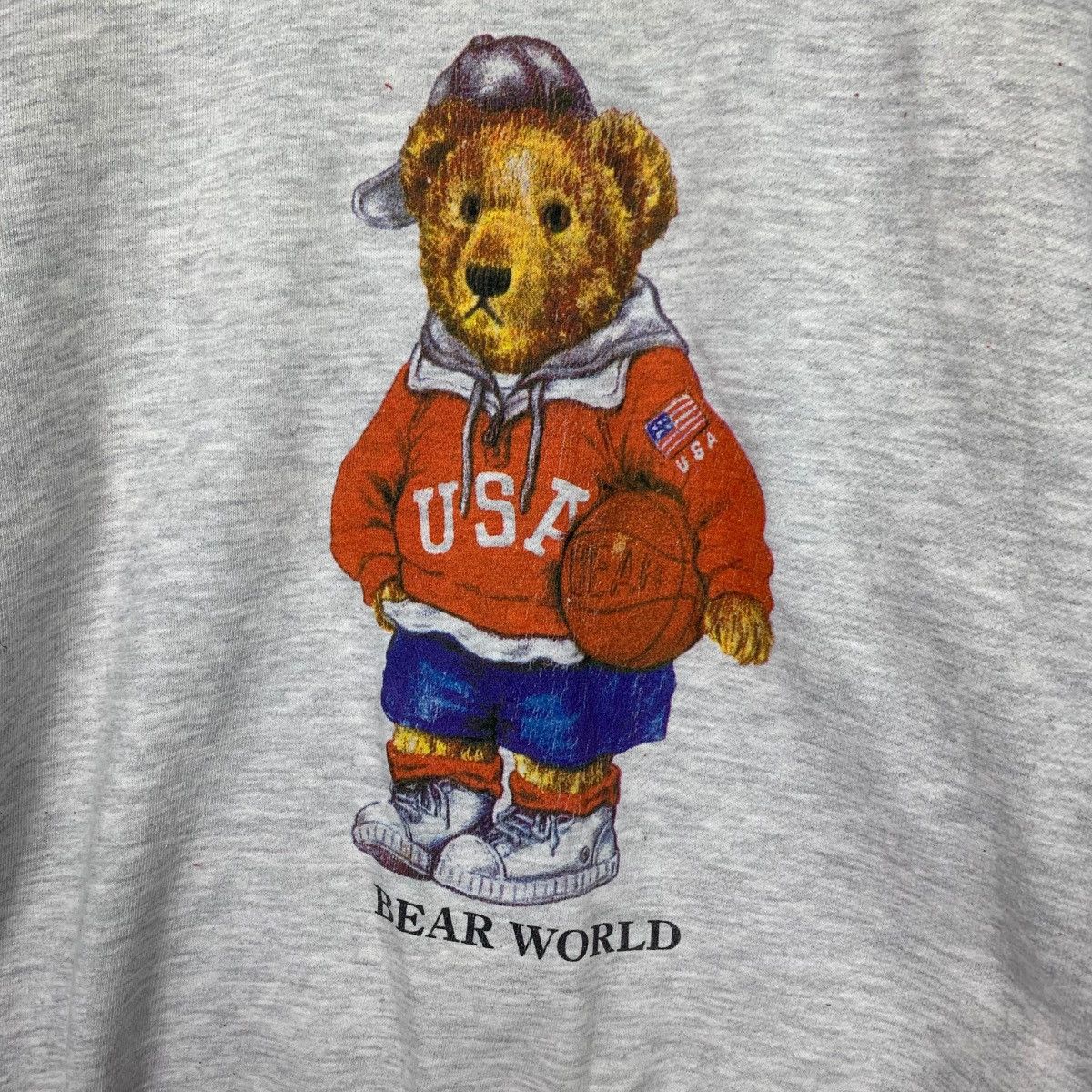 Japanese Brand BEAR WORLD Graphics Printed Crewneck Sweatshirt #2046-C89 Size US M / EU 48-50 / 2 - 10 Thumbnail