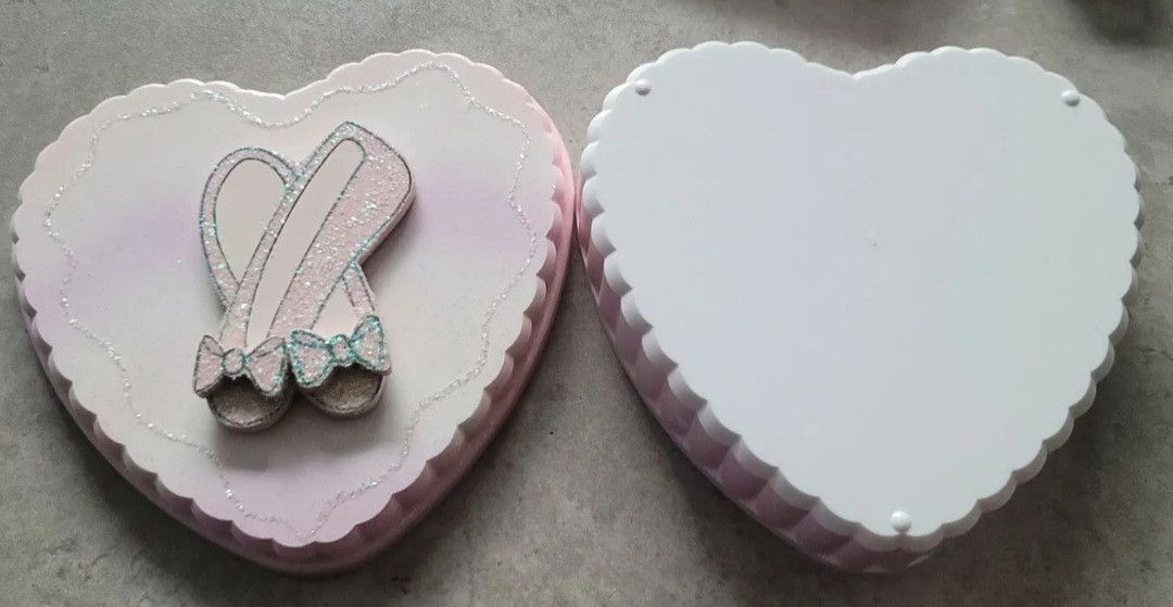Other Pink Glitter Ballet Slipper Ballerina Trinket Heart Shaped Size ONE SIZE - 2 Thumbnail
