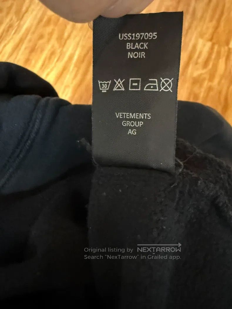 Vetements Vetements Cut-Out Hoodie Size US L / EU 52-54 / 3 - 9 Thumbnail