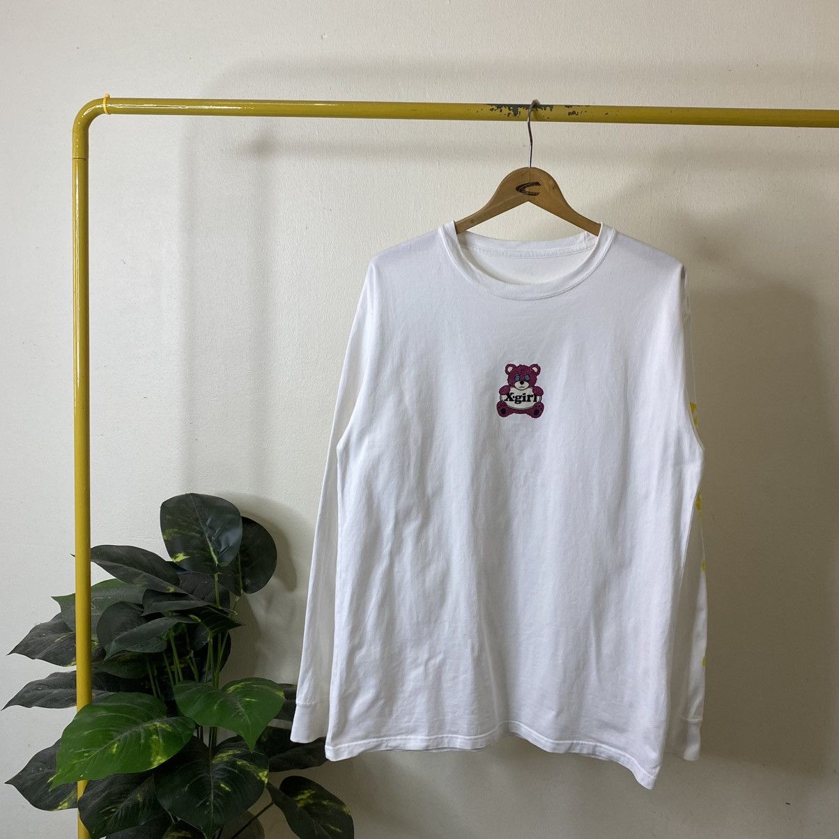 Vintage Y2K Xgirl Skateboard Bear Graphic Skater LS T Shirt Size US L / EU 52-54 / 3 - 1 Thumbnail