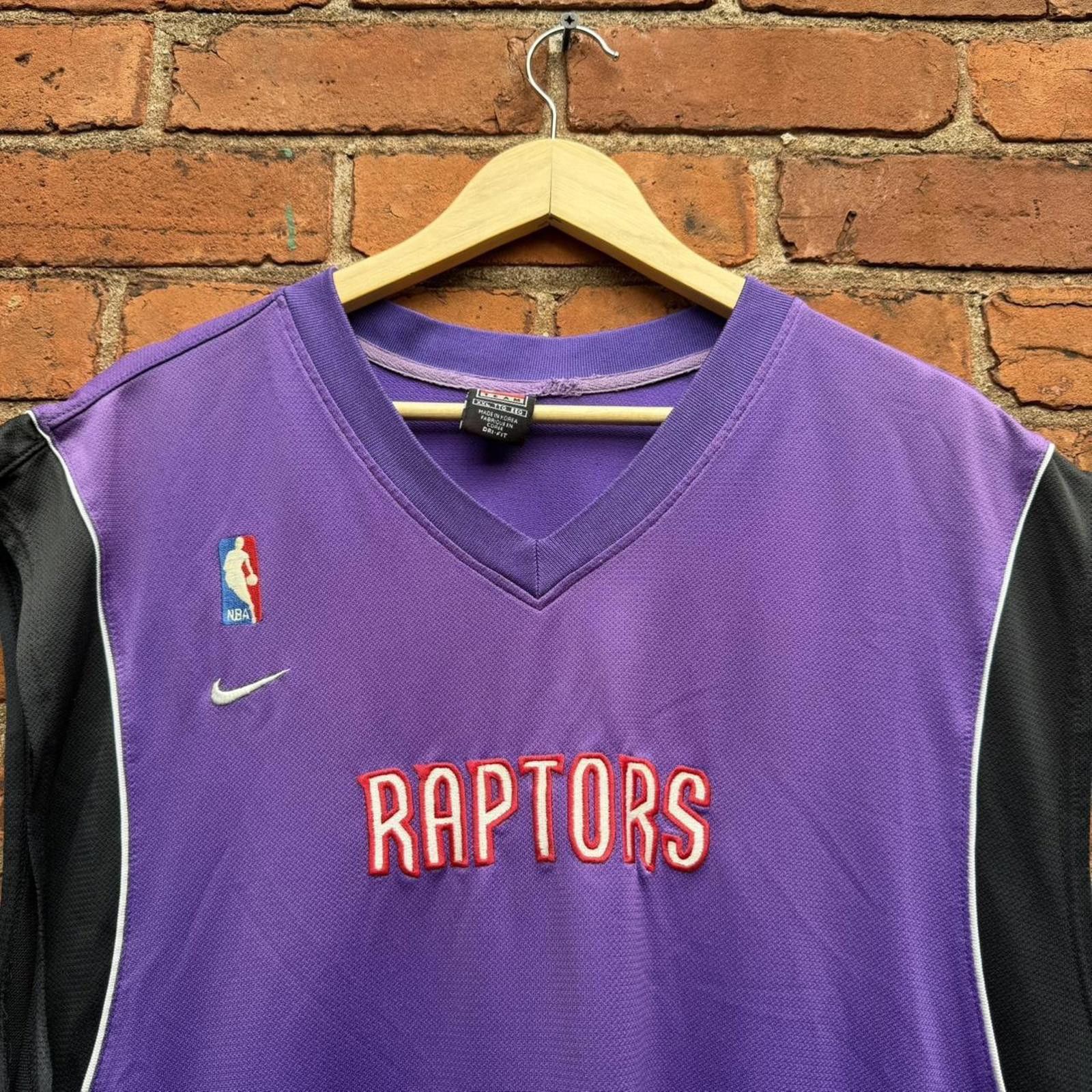 Nike Vintage Toronto raptors warm up jersey 00s XXL Size US XXL / EU 58 / 5 - 2 Thumbnail