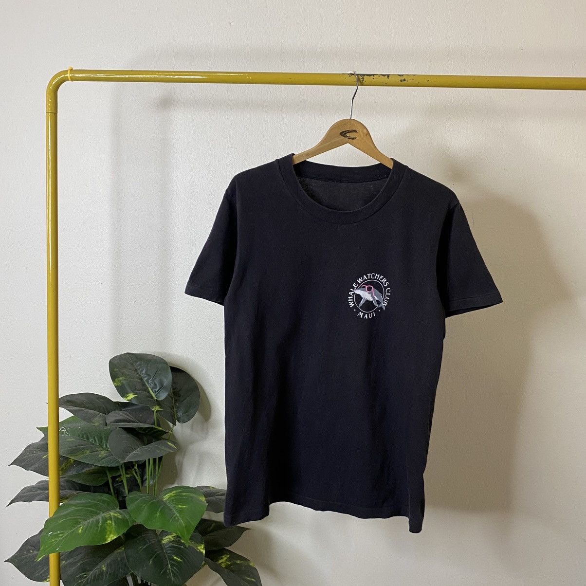 Vintage Vintage 1985 Maui Whale Watchers Club Poly Tees T Shirt Size US S / EU 44-46 / 1 - 5 Thumbnail
