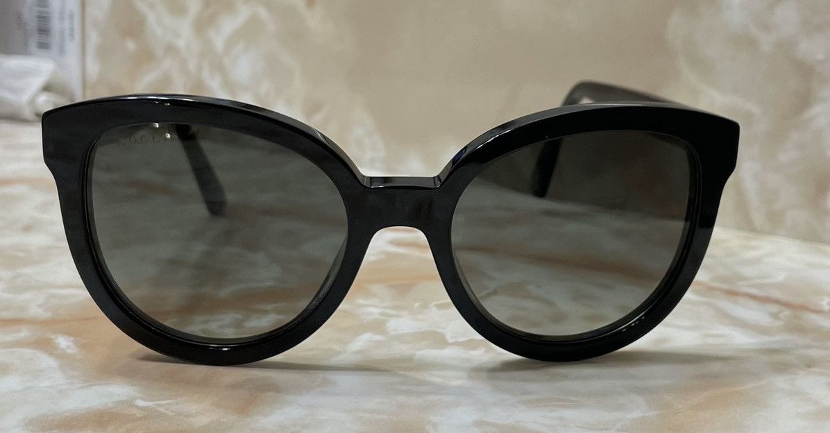 Gucci Gucci Polarized Sunglasses Size ONE SIZE - 2 Thumbnail