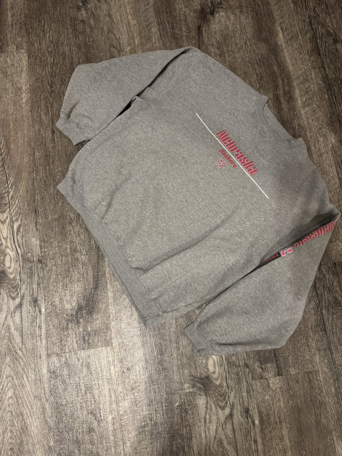 G-III Vintage Y2K Nebraska Cornhusker boxy crew neck Size US XL / EU 56 / 4 - 1 Thumbnail