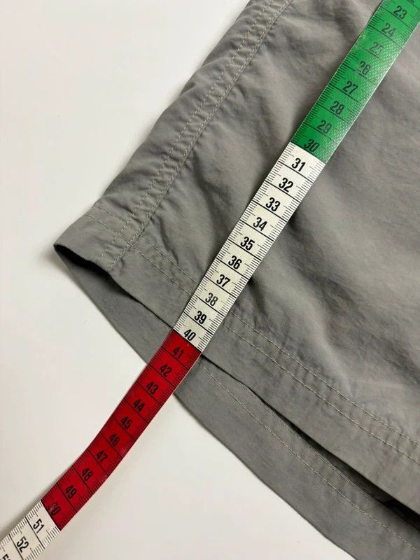 Mountain Hardwear Mountain Hardwear Women’s Technical Shorts Size 26" / US 2 / IT 38 - 7 Thumbnail