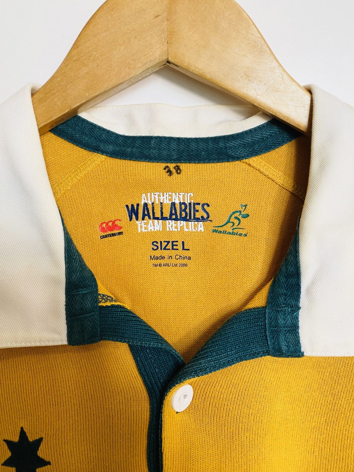 Canterbury of New Zealand × Vintage Vintage Canterbury Polo Rugby Australia Wallabies Size US L / EU 52-54 / 3 - 4 Thumbnail