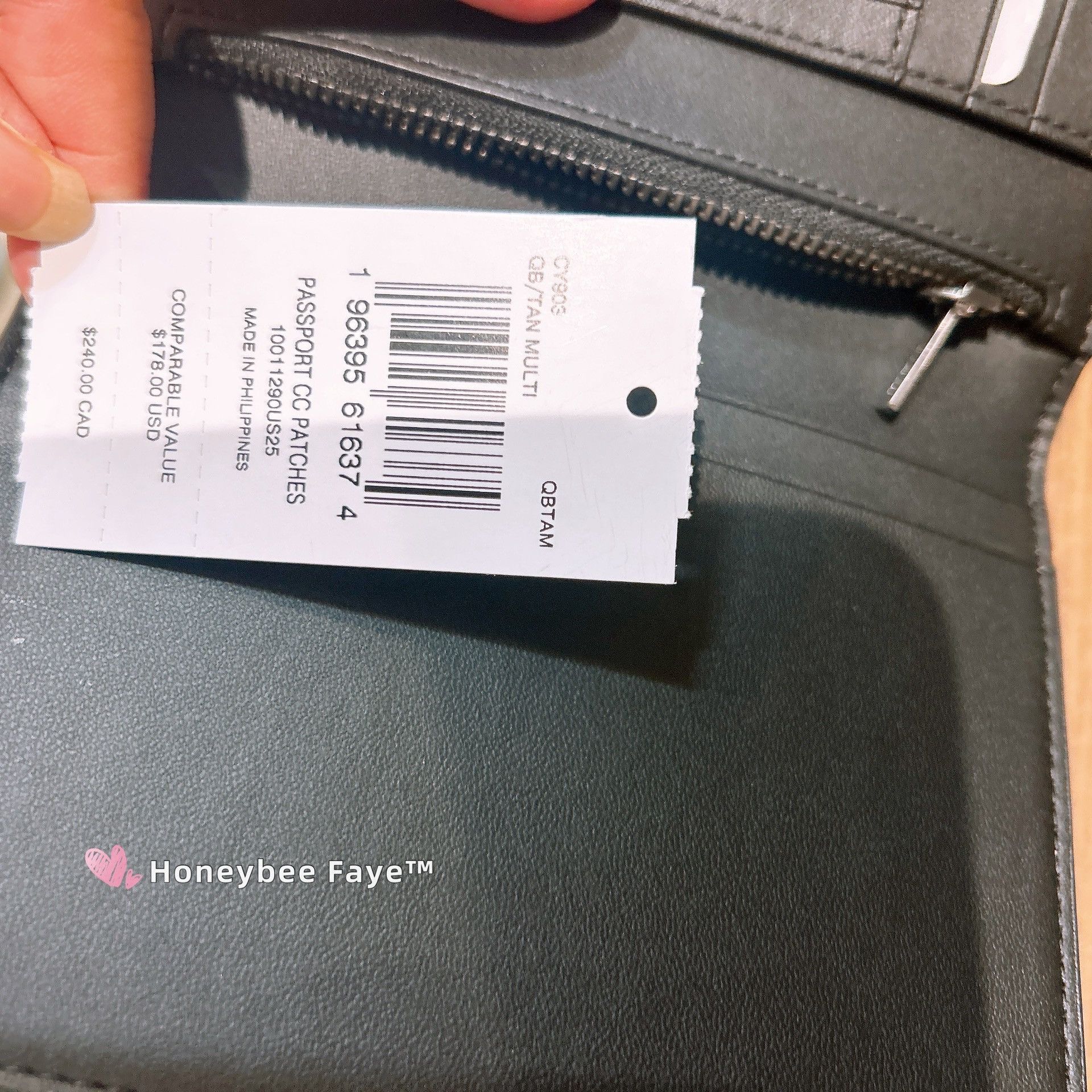Coach Passport Card Case In Signature Canvas With Patches CY903 Size ONE SIZE - 6 Thumbnail