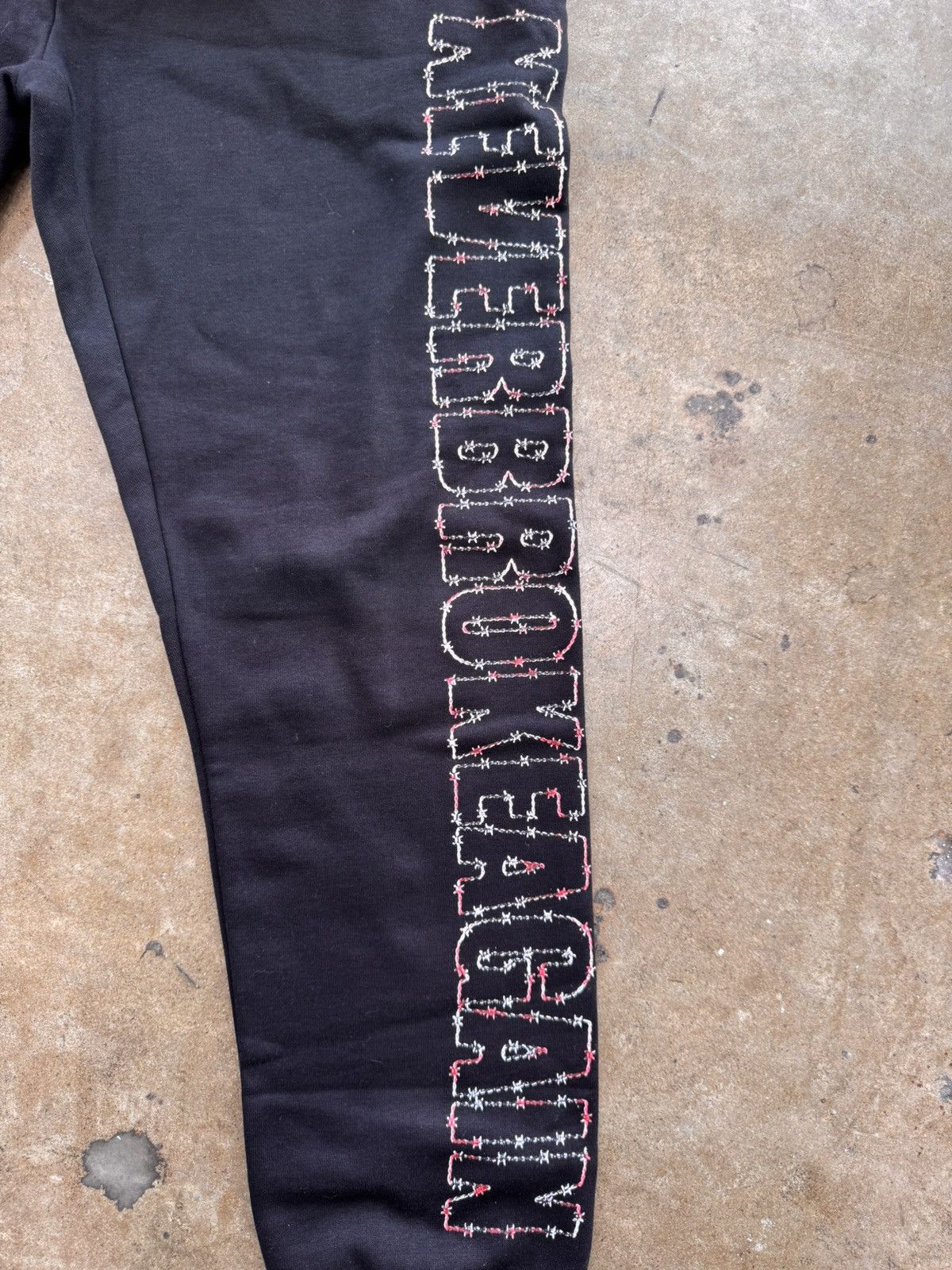 Vlone Vlone NBA Youngboy Never Broke Again Sweatpants Large Size US 34 / EU 50 - 6 Thumbnail