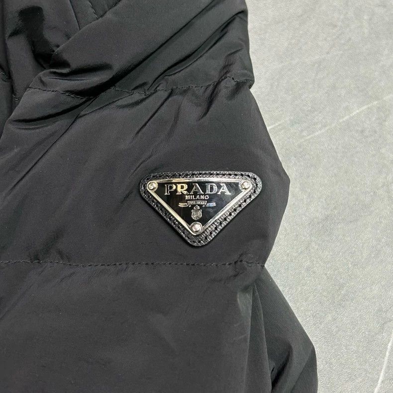 Prada PRADA Metal Triangle Logo Cotton Jacket-2506 Size US L / EU 52-54 / 3 - 5 Thumbnail