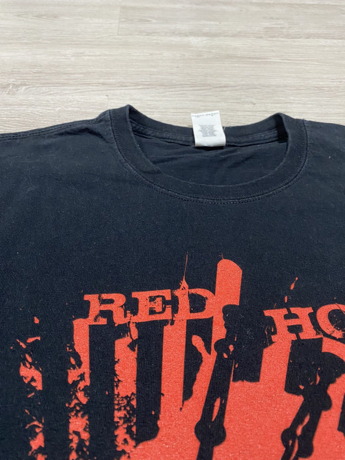 Band Tees Red Hot Chili Peppers Big Logo T-shirt size XL Size US XL / EU 56 / 4 - 3 Thumbnail