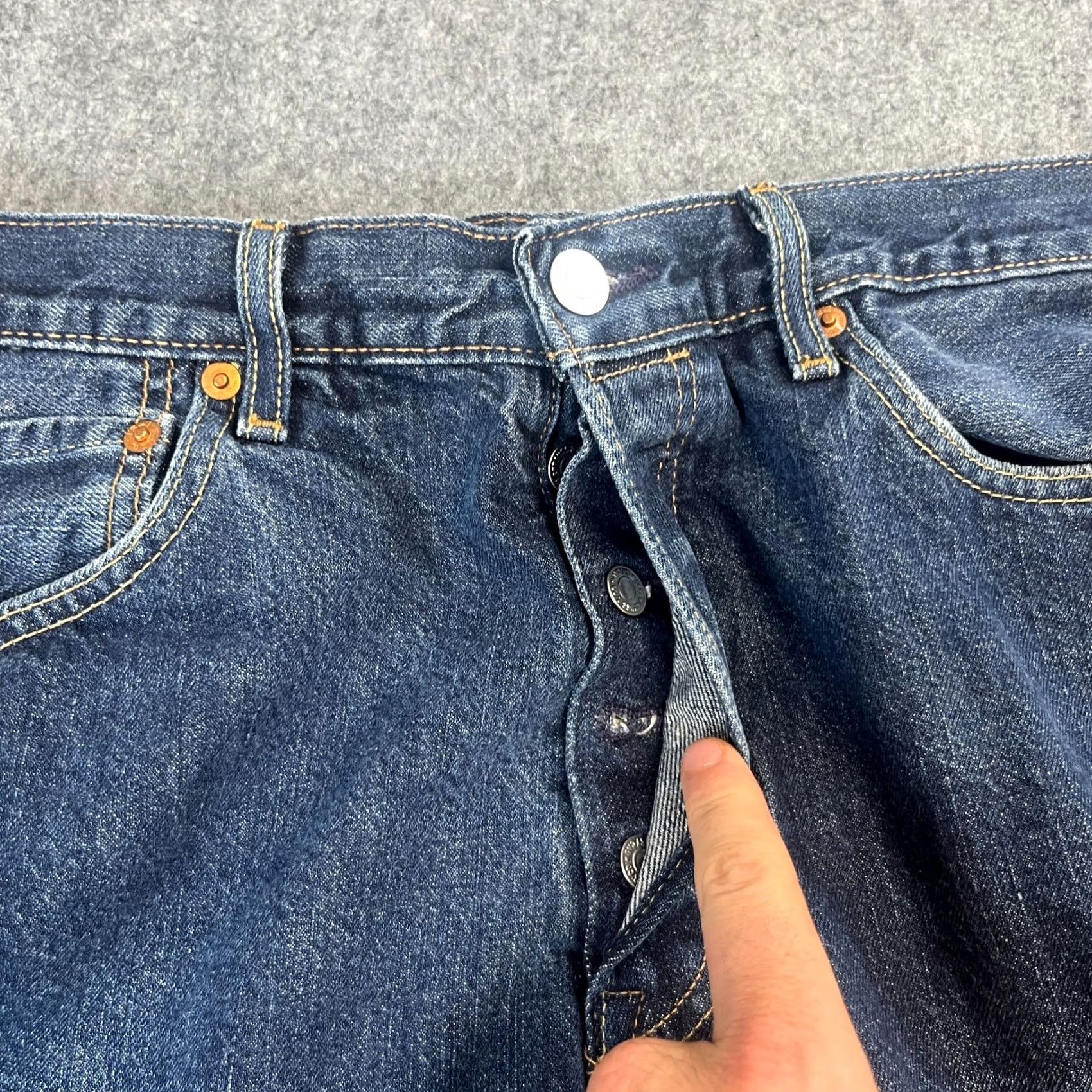 Levi's Levi's 501 Jeans Straight Regular Mens 34 Dark Wash Blue 5-Pocket Denim Comfort, Button Closure, Machine Washable, Classic Vintage-Lite Size US 34 / EU 50 - 7 Thumbnail