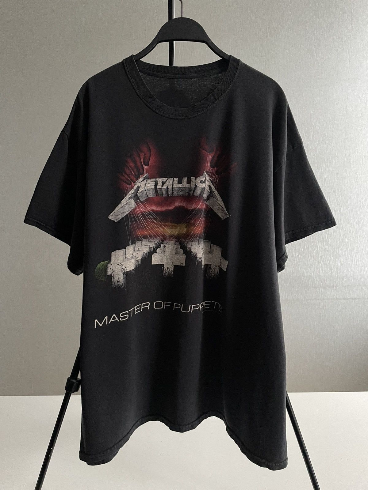 Metallica Metallica- 1986 Master Of Puppets: 2017 An Album Promo Tee Size US XL / EU 56 / 4 - 1 Thumbnail