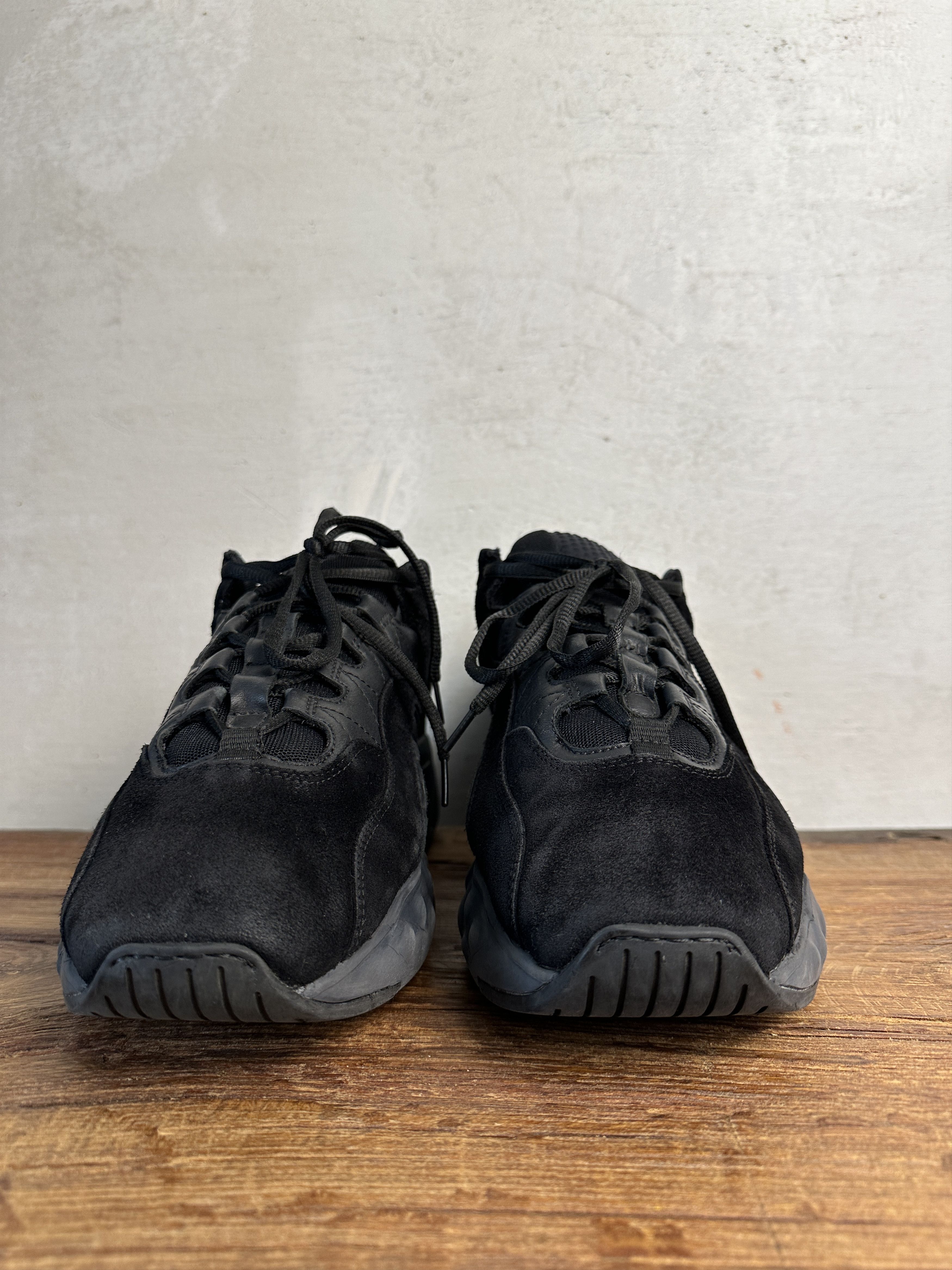 Acne Studios Acne Studios Manhattan Black Suede Sneakers Size US 11 / EU 44 - 4 Thumbnail