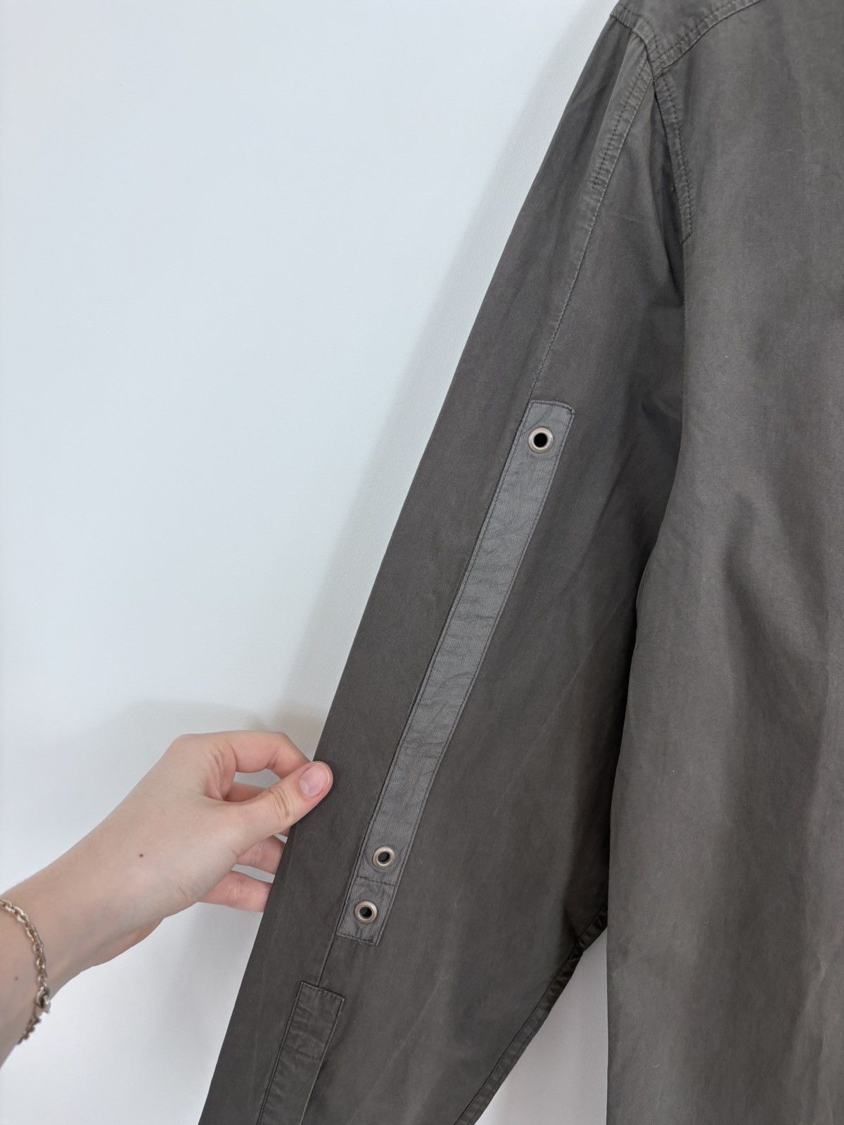 Moschino Vintage Moschino Jeans Men’s Khaki Brown Long Sleeve Shirt Size US M / EU 48-50 / 2 - 7 Thumbnail