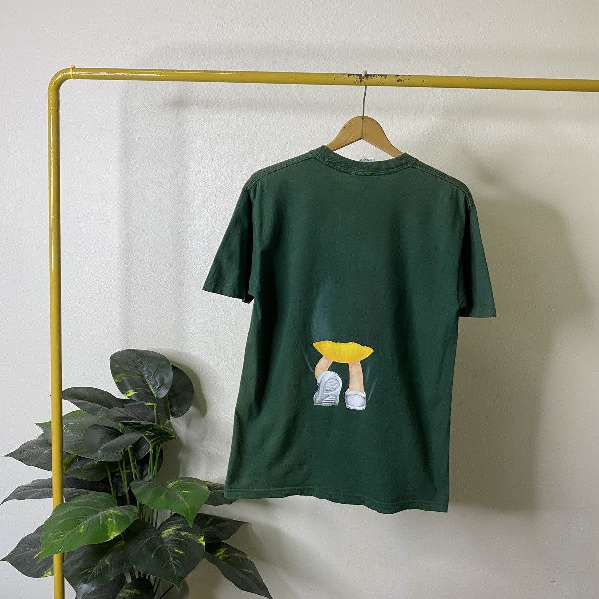 Vintage 2000s M&M Chocolate Mirror Print Promo Tee Size US M / EU 48-50 / 2 - 8 Thumbnail
