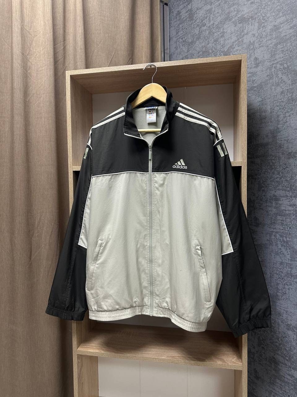 Adidas × Vintage Vintage Adidas Nylon Beige Full Zip Jacket Size US M / EU 48-50 / 2 - 4 Thumbnail