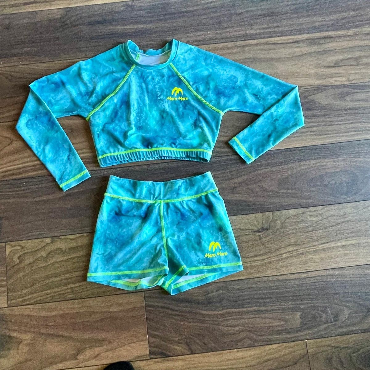 Other Women’s Surf Swim Set – Aqua Blue Crop Top & Shorts Size S / US 4 / IT 40 - 1 Thumbnail