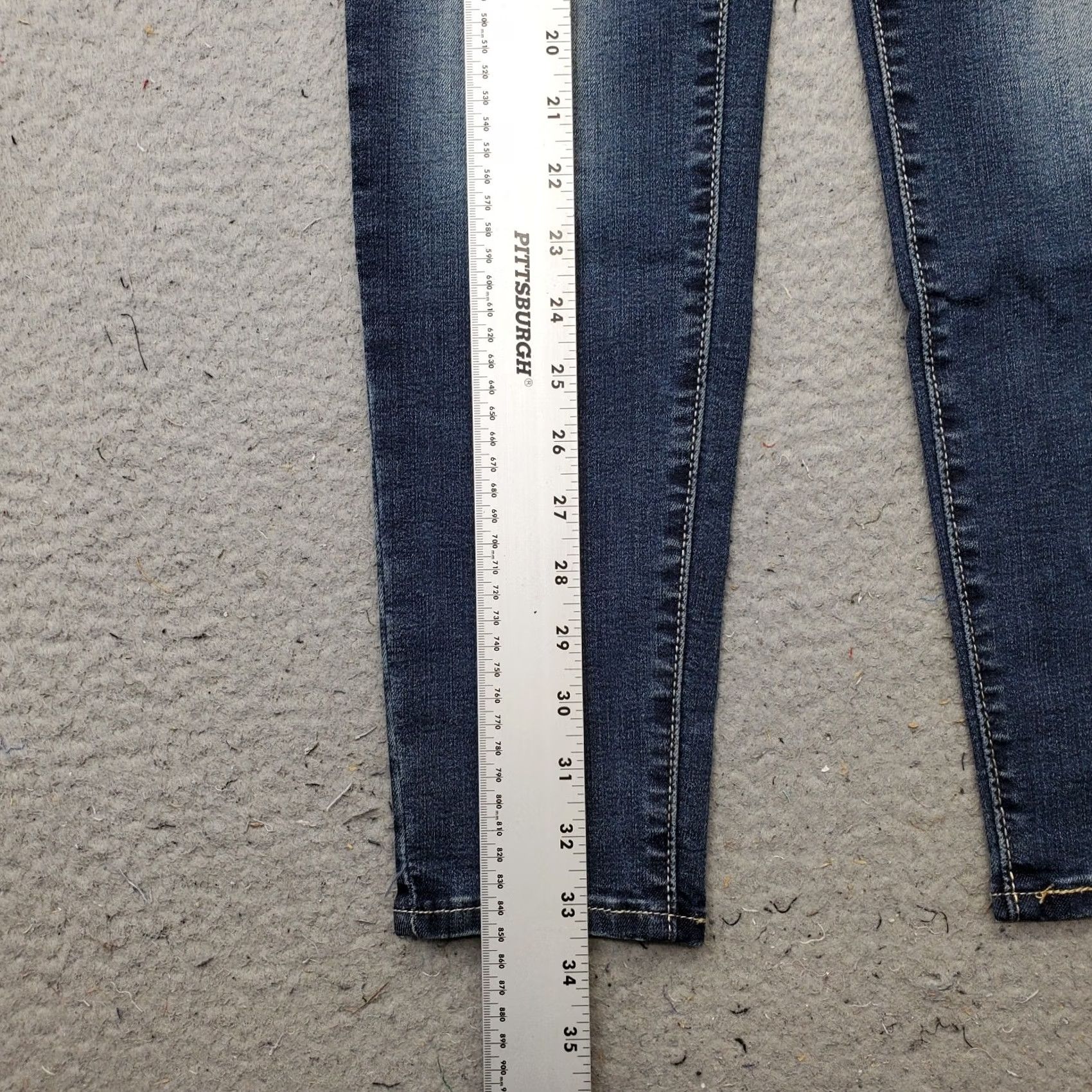 Denizen DENIZEN from Levi's Jeans Womens Size 2 Blue Denim Faded Stretch Modern Skinny Leg Size 26" / US 2 / IT 38 - 3 Thumbnail