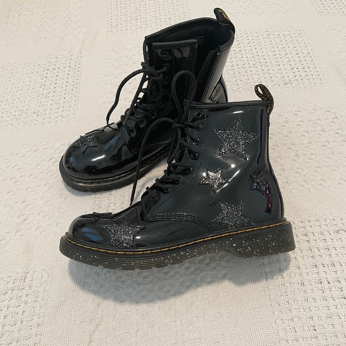 Doc cheap martens cassidy