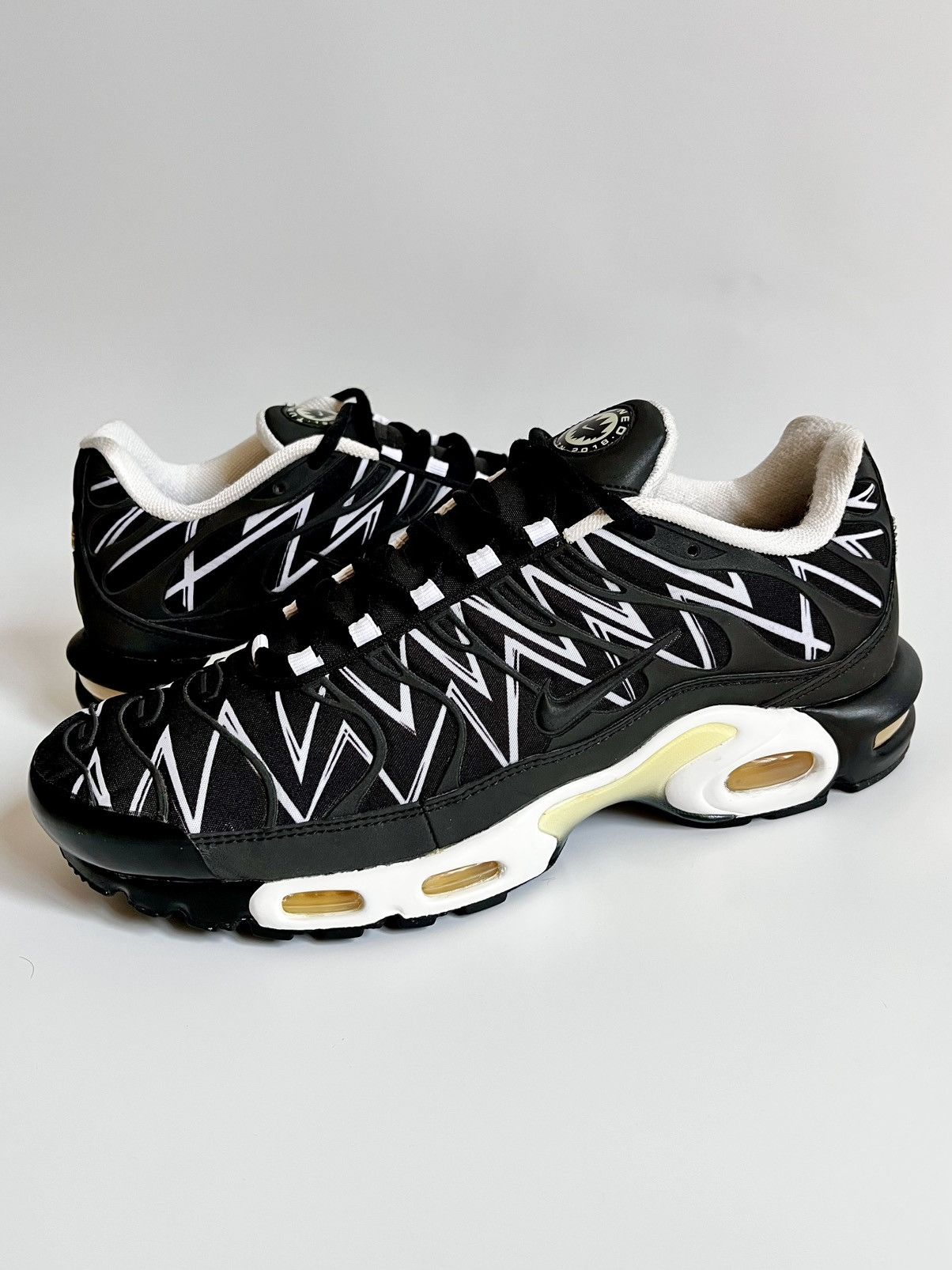 Nike Nike Air Max Plus Tn Shark (Black) Reflective Size US 11 / EU 44 - 3 Thumbnail