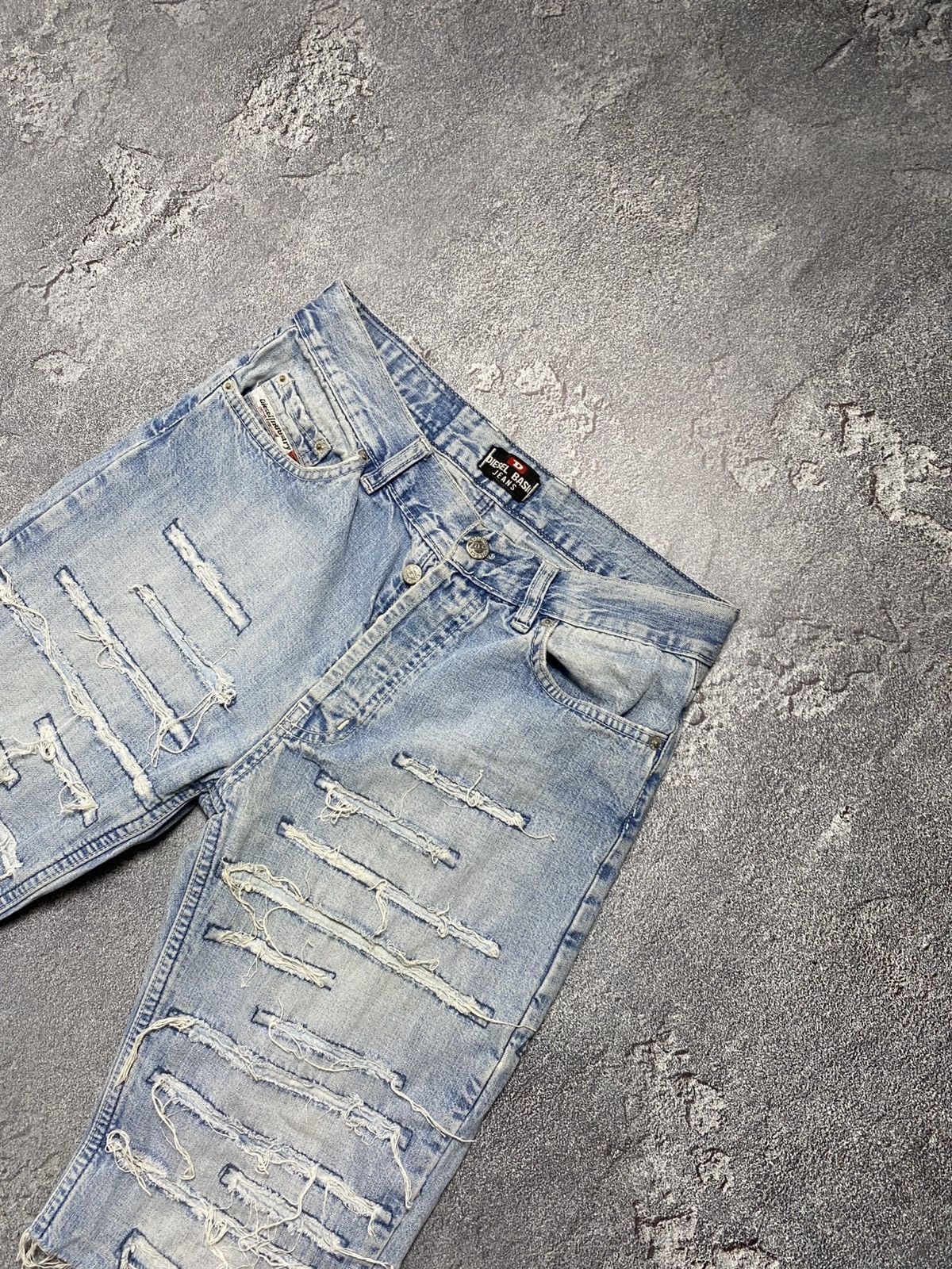 Diesel Diesel shorts vintage size 30 Size US 30 / EU 46 - 2 Thumbnail