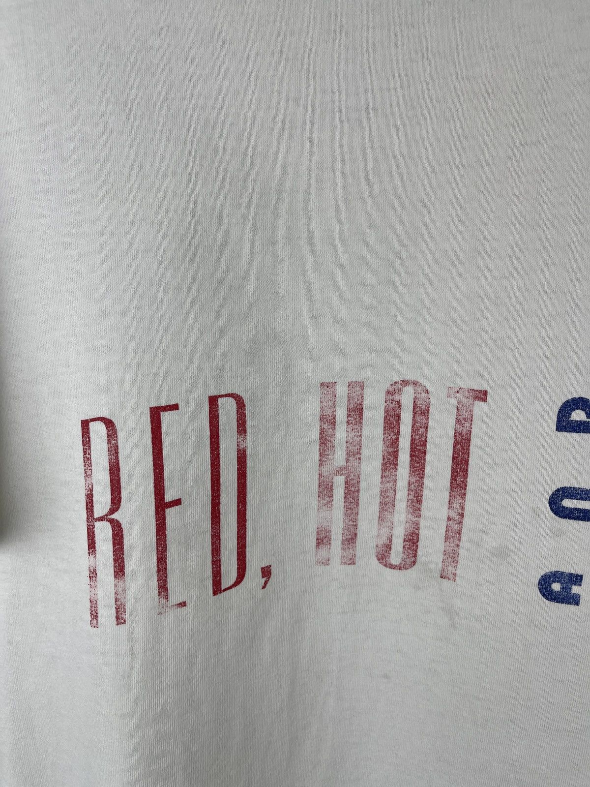 Japanese Brand 90’s Estée Lauder “Red Hot and Blue!” Tee shirt used Size US L / EU 52-54 / 3 - 8 Thumbnail