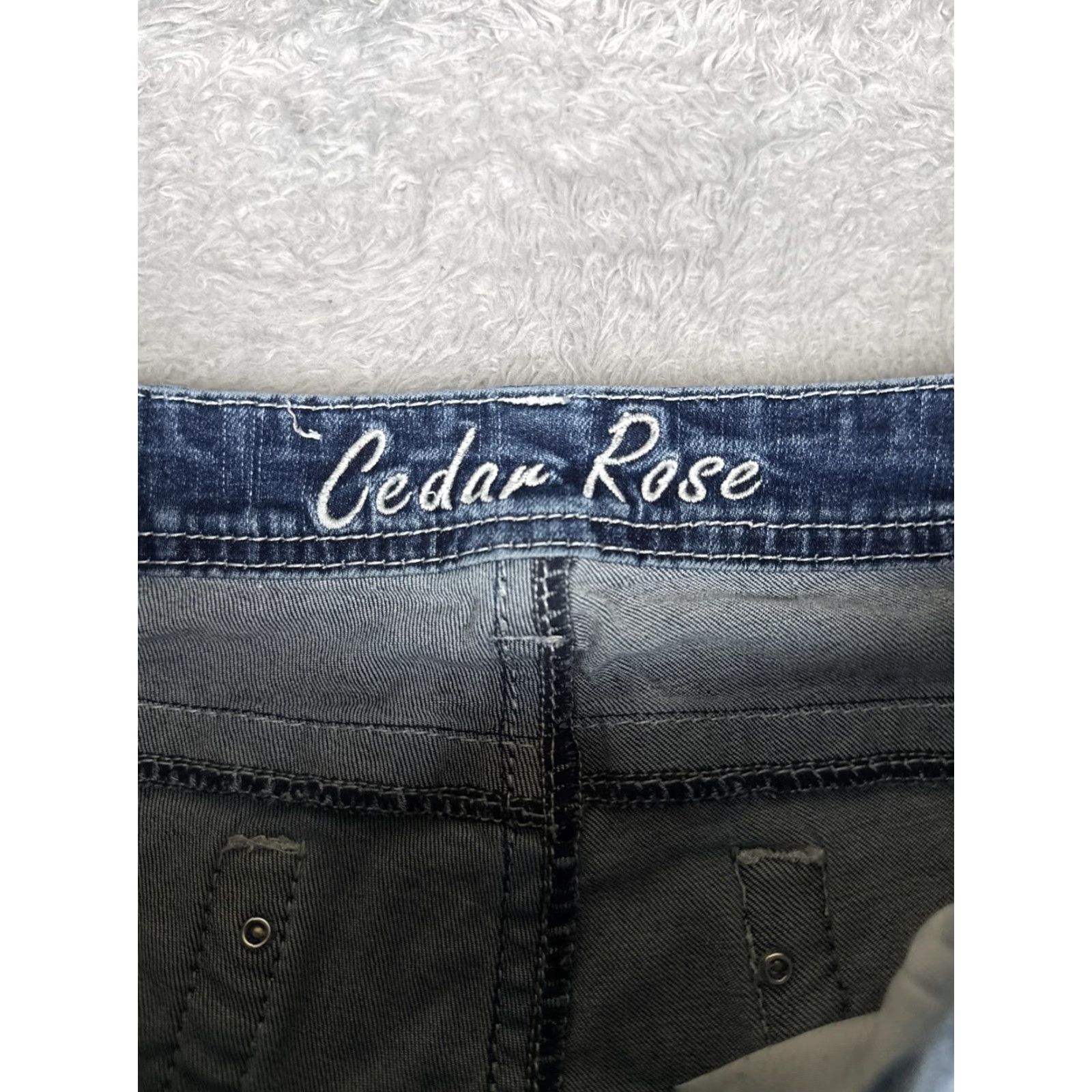 Vintage Cedar Rose Jeans Womens Bootcut Blue 27 Low Rise Stretch Denim 27x32 Rhinestone Embroidered Pockets Size 27" / US 4 / IT 40 - 6 Thumbnail