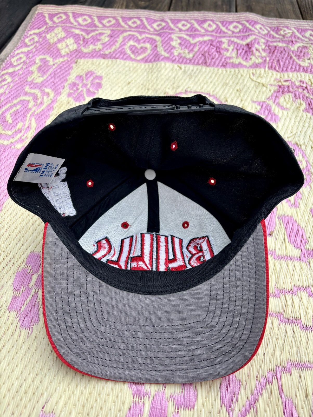 NBA × Twins × Vintage Chicago Bulls Bubble Logo NBA Twins Snapback 90’s Vintage Size ONE SIZE - 5 Thumbnail