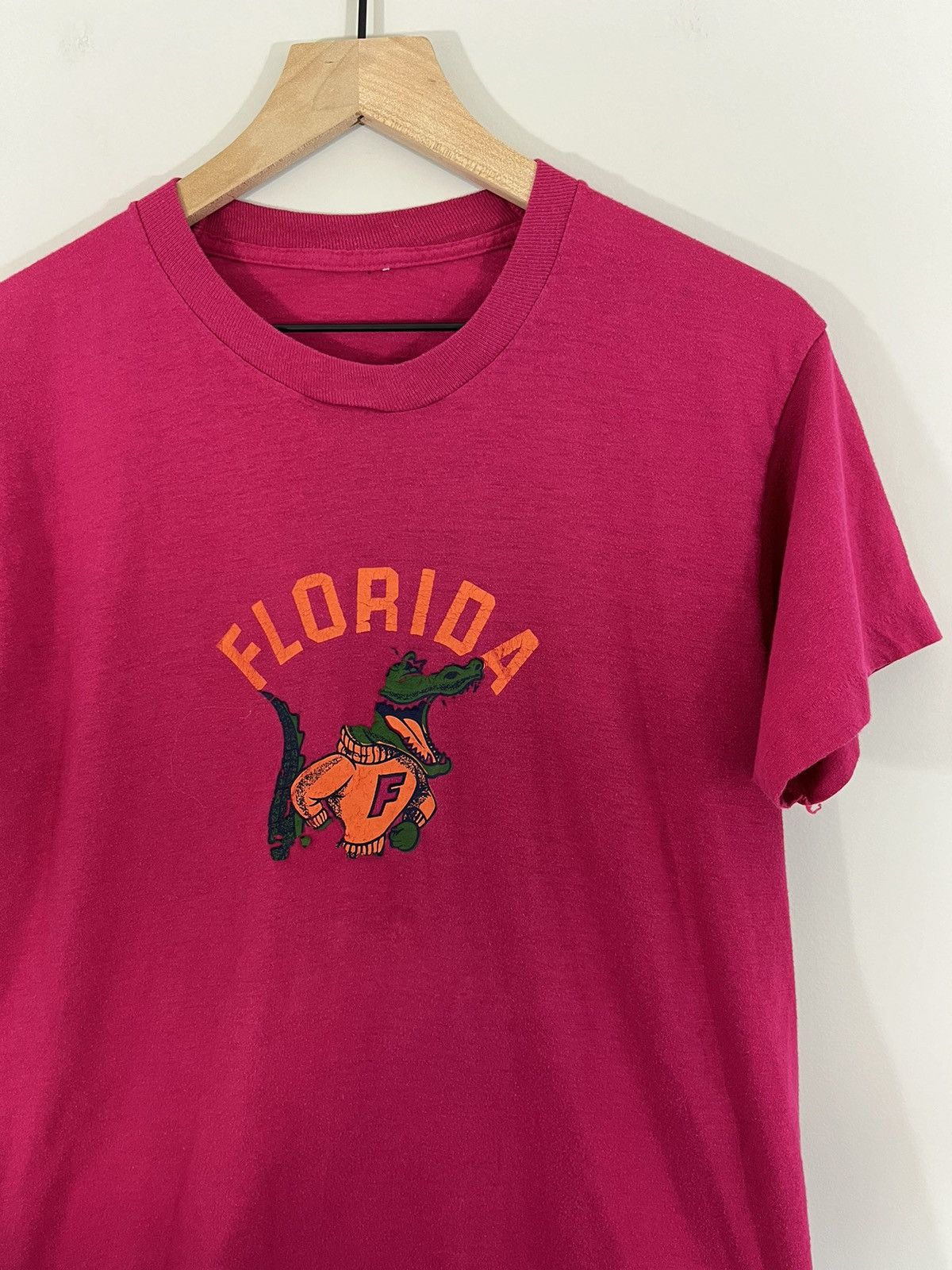 Vintage Single Stitch Florida Gators Fuchsia Distressed Tee Size US M / EU 48-50 / 2 - 3 Thumbnail