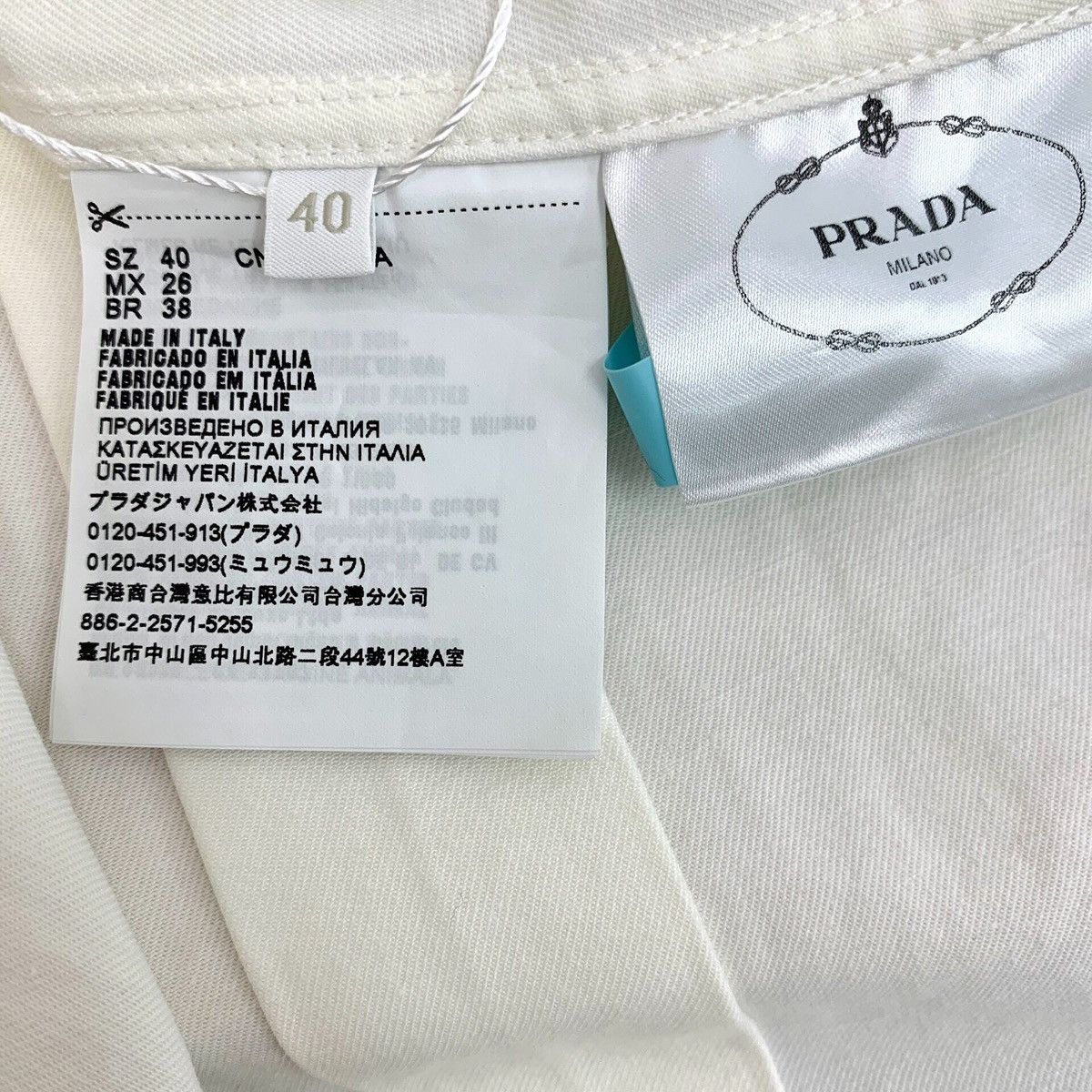 Prada Prada Triangle Logo Short Sleeve Shirt K26WX Size S / US 4 / IT 40 - 8 Thumbnail