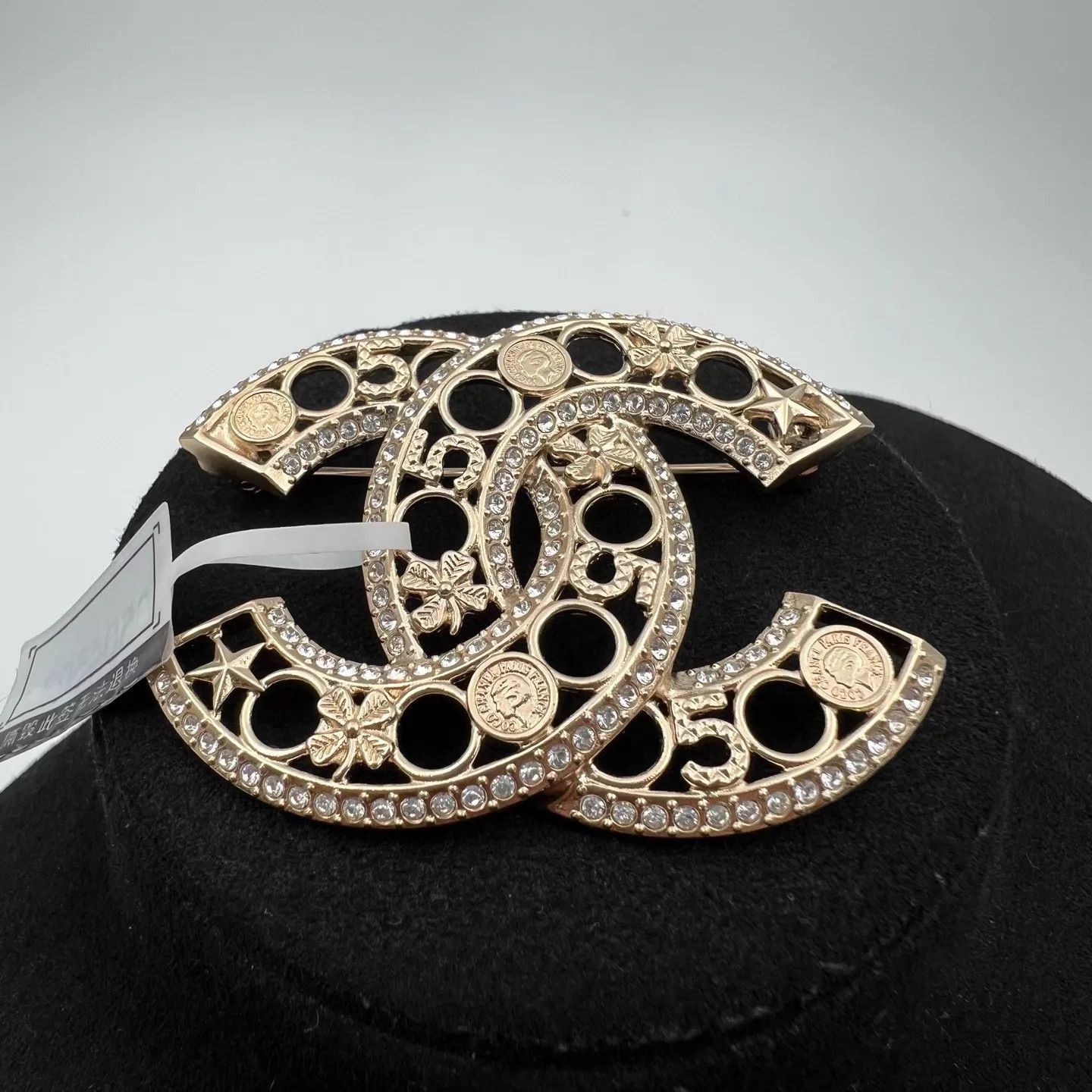 Chanel CHANEL CC Crystal Brooch New Size ONE SIZE - 1 Thumbnail