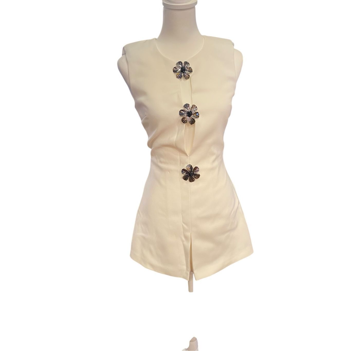 Self-Portrait SELF-PORTRAIT Crepe Playsuit in White Size 2 NWT Size XS / US 0-2 / IT 36-38 - 5 Thumbnail