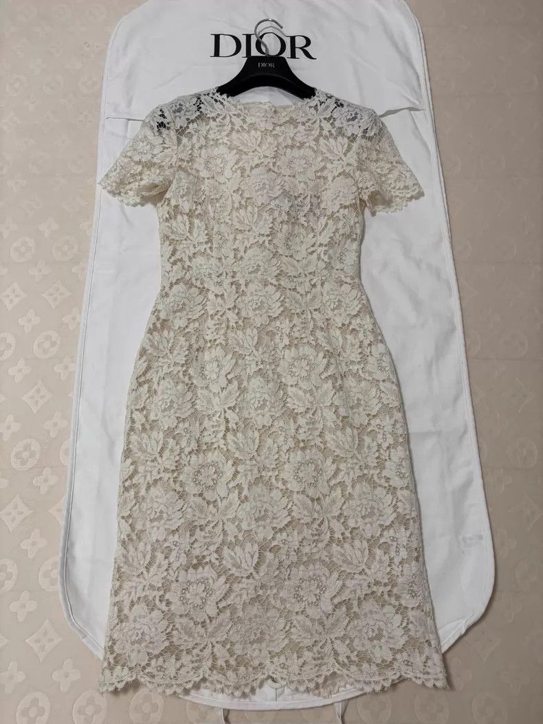 Valentino Valentino White lace dress Size S / US 4 / IT 40 - 1 Thumbnail